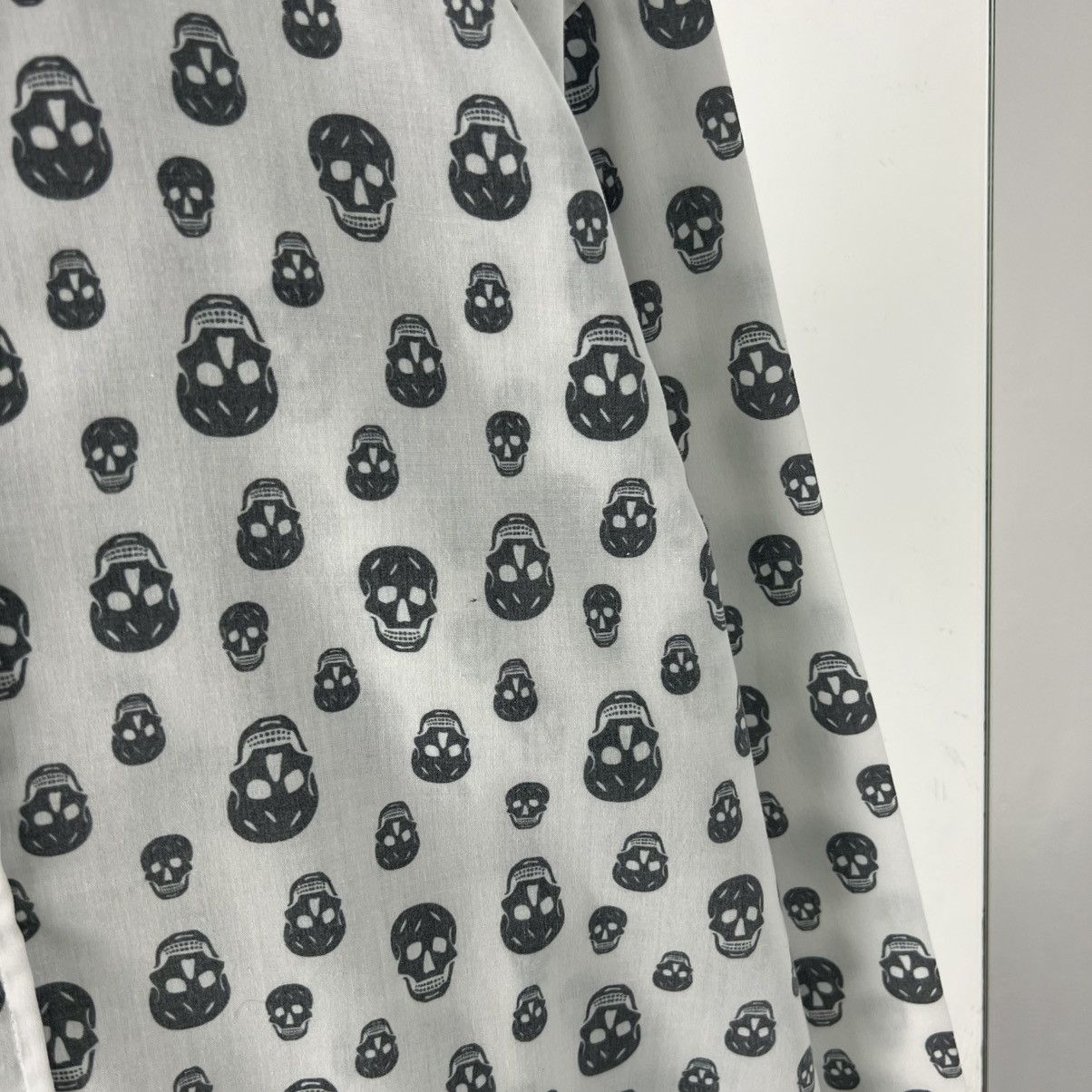 Philipp Plein Luxury Philipp Plein Skull Multilogo Button Up Shirt Size US M / EU 48-50 / 2 - 3 Thumbnail