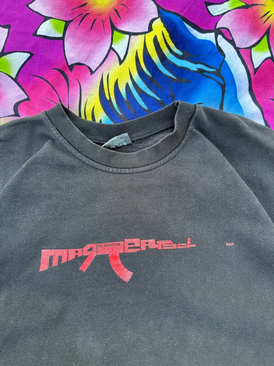 Band Tees × Rap Tees West Berlin Vintage Rap Hip Hop sweater AK-47 Size XXL Size US XL / EU 56 / 4 - 4 Thumbnail