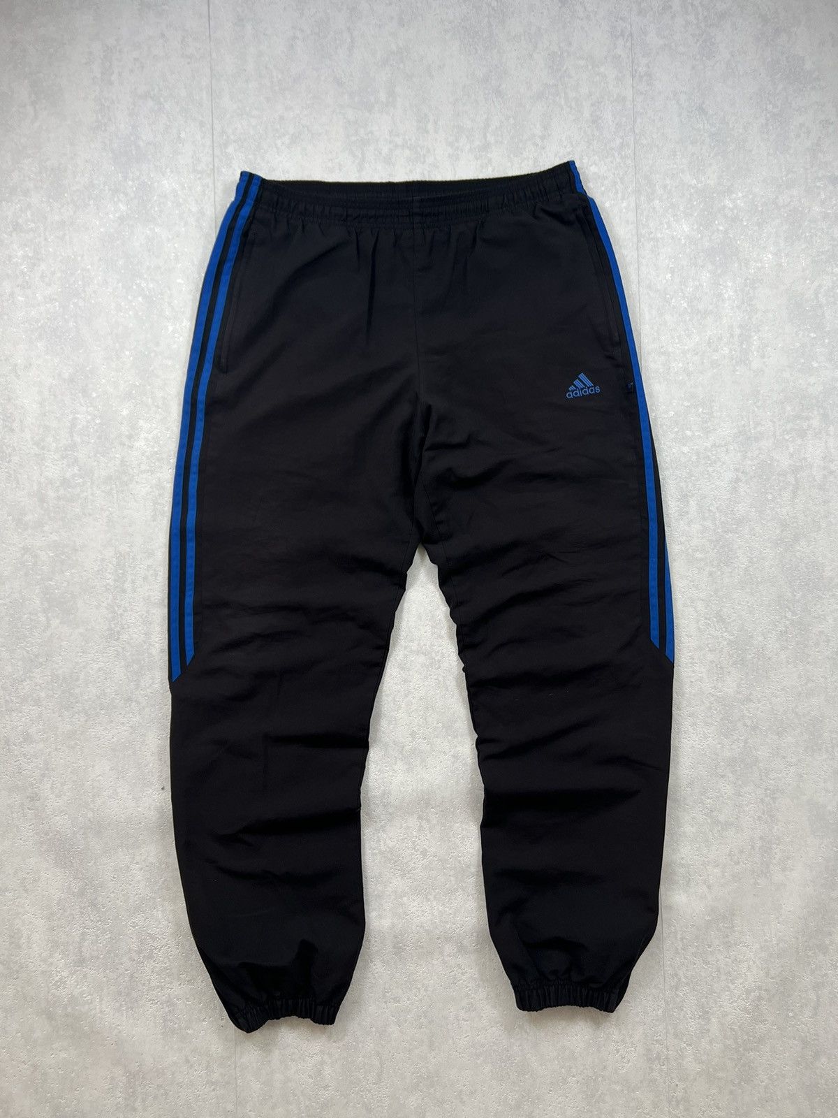 Adidas 00’s ADIDAS RETRO BAGGY 3 STRIPES TRACK PANTS Y2K Size US 32 / EU 48 - 1 Thumbnail