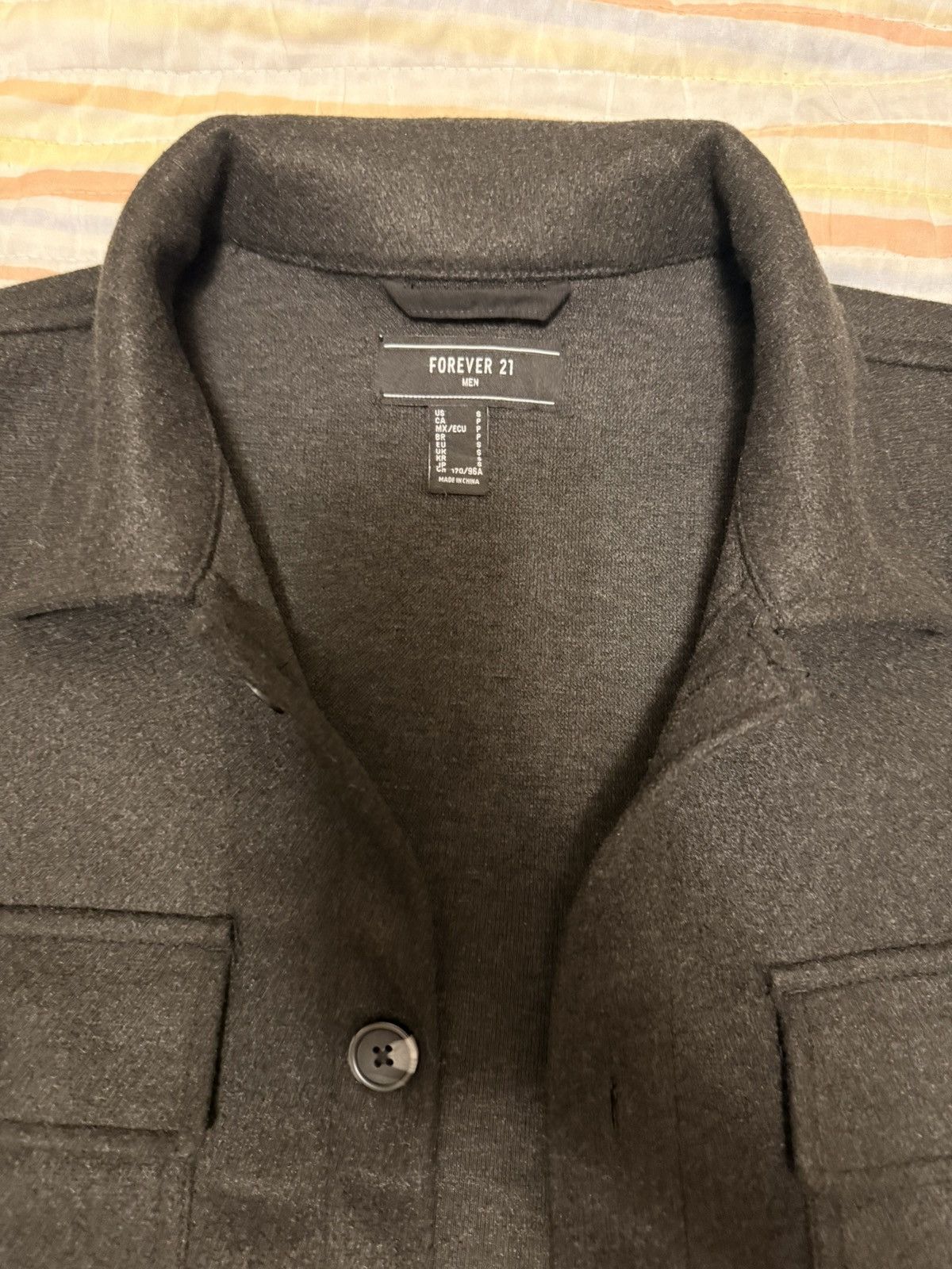 Forever 21 Forever 21 jacket size small used and is very good Size US S / EU 44-46 / 1 - 3 Thumbnail