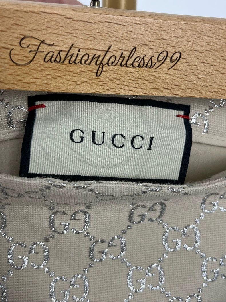 Gucci Gucci Beige full-print logo short skirt 2504-Nextarrow Size 26" / US 2 / IT 38 - 4 Thumbnail