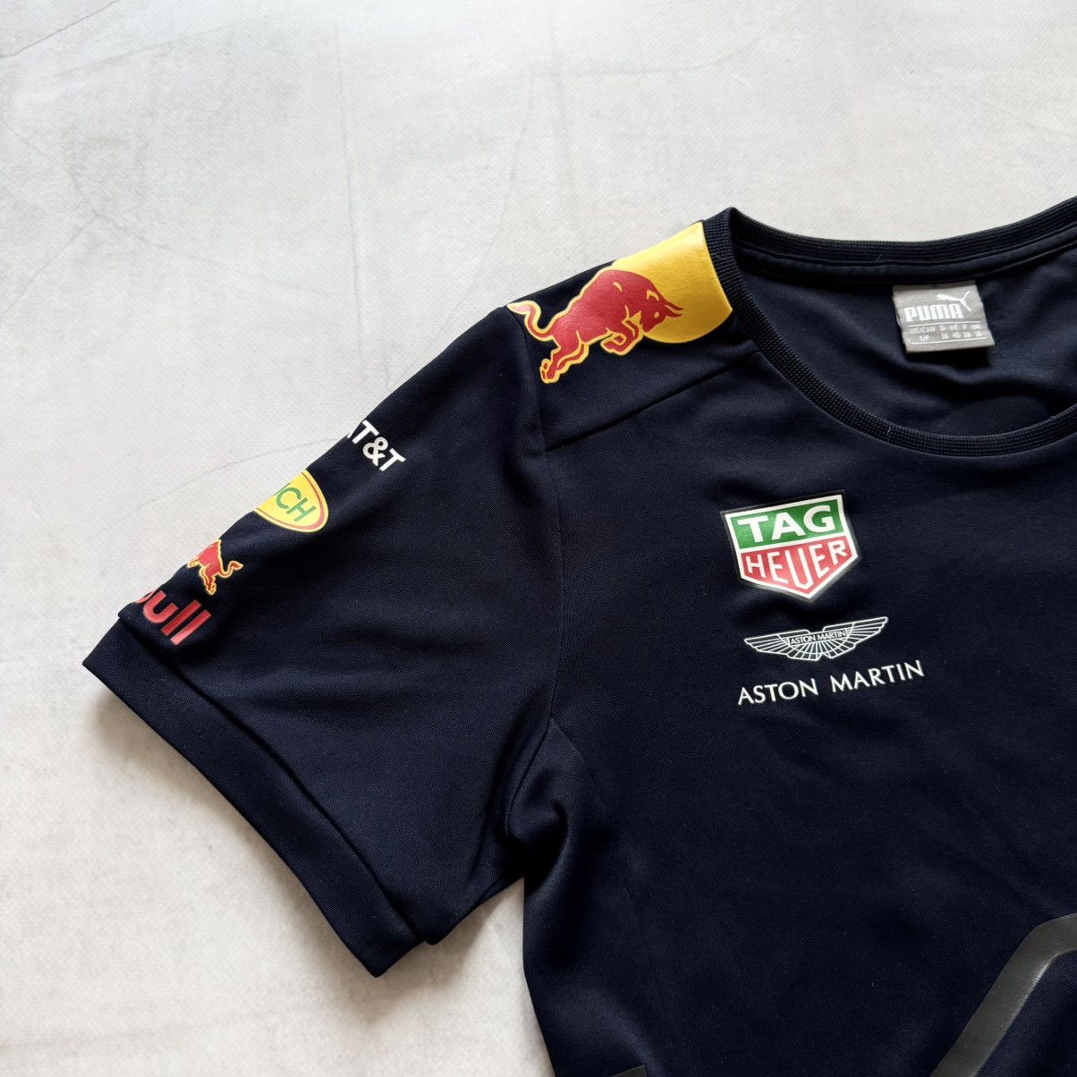 Red Bull Red Bull Puma Formula 1 Ferrari Mercedes Shirt Jersey Y2K Size US S / EU 44-46 / 1 - 5 Thumbnail