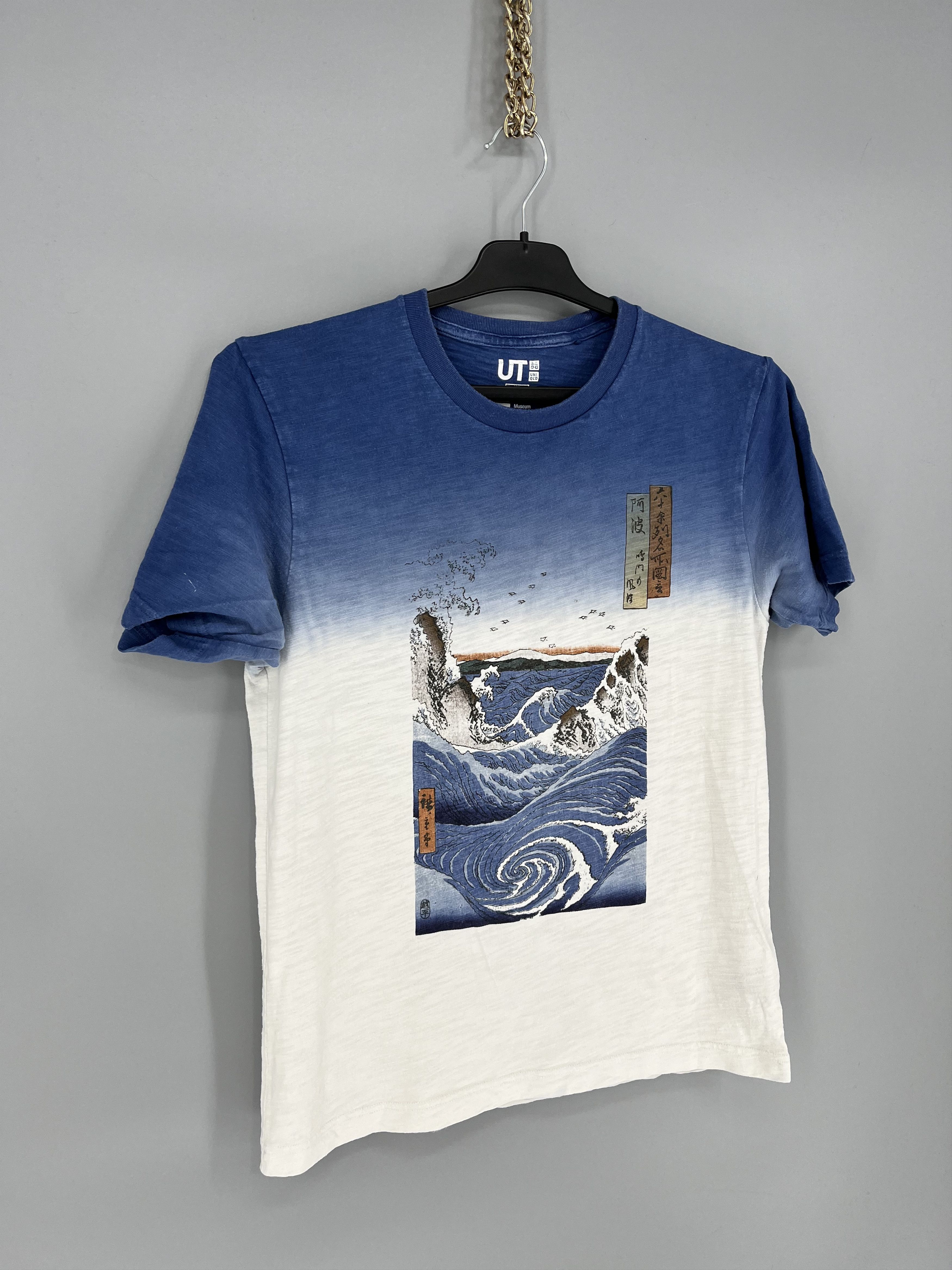 Other Mens Uniqlo Hokusai Blue T Shirt art tee Japanese Brand y2k Size US S / EU 44-46 / 1 - 2 Thumbnail