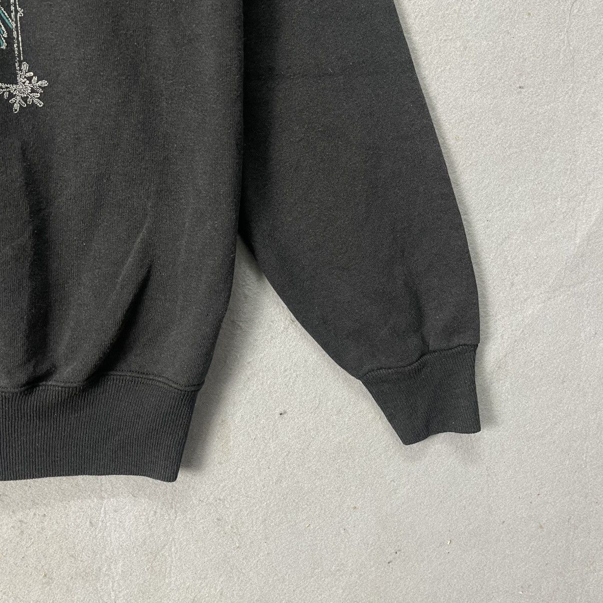 Hanes Vintage 90s Hanes Blue Jay Graphic Crewneck Sweatshirt Black Size US L / EU 52-54 / 3 - 4 Thumbnail