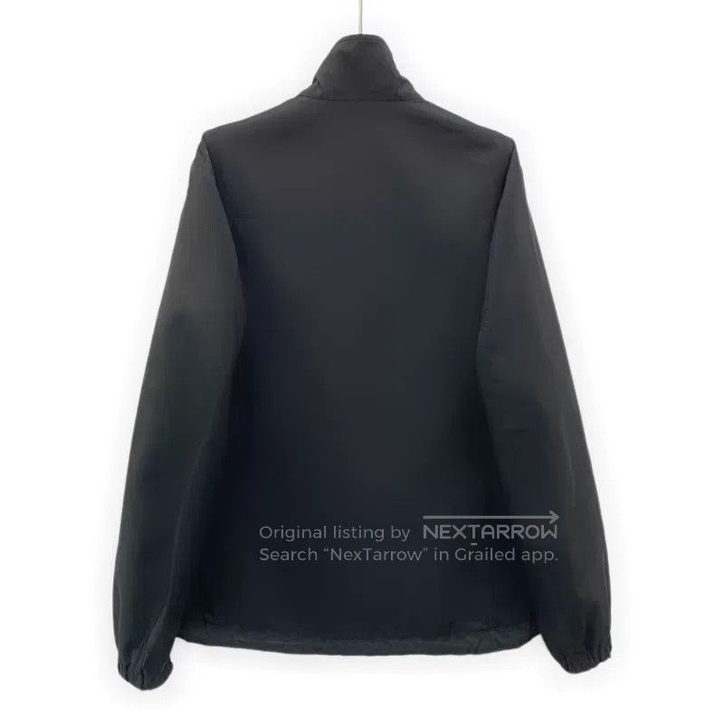 Prada Prada 24 black triangle stand-up collar zipper long-sleeve Size US L / EU 52-54 / 3 - 2 Thumbnail