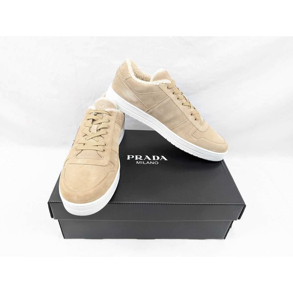 Prada o1rshd1 Downtown Shearling Sneakers in Beige Size US 13 / EU 46 - 18 Thumbnail
