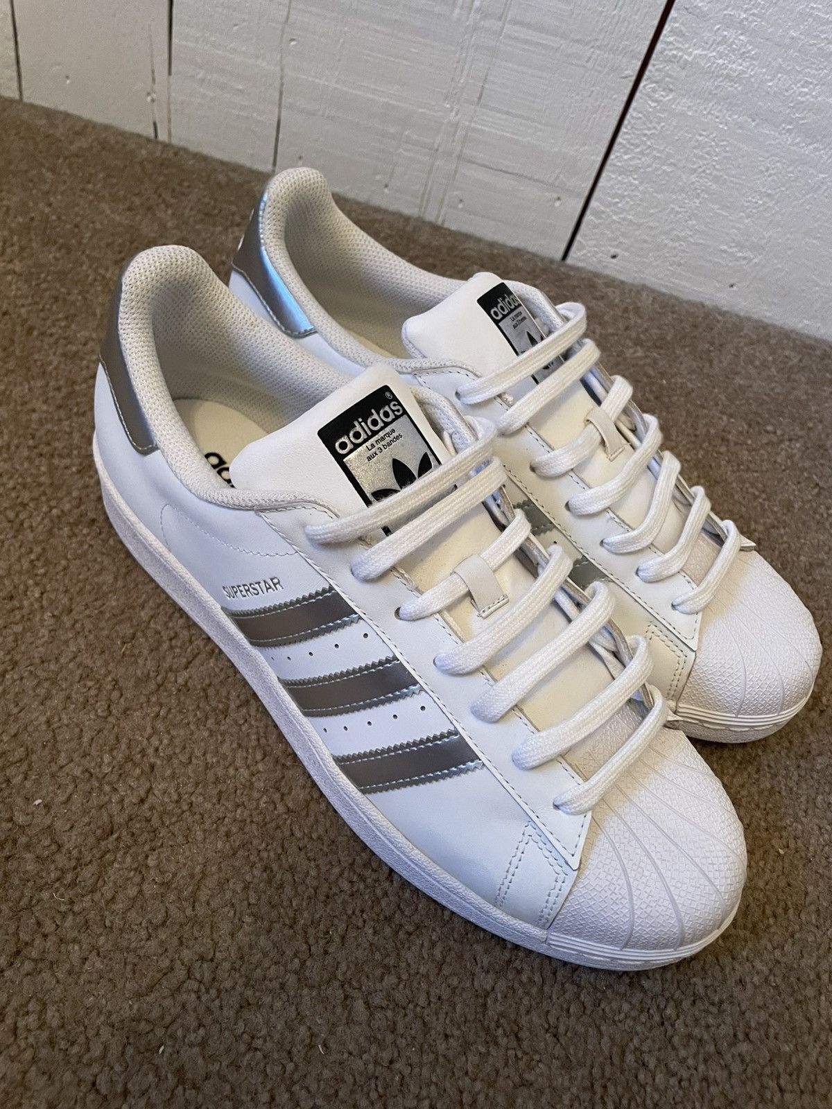 Adidas Adidas Superstars Size US 11 / EU 44 - 3 Thumbnail
