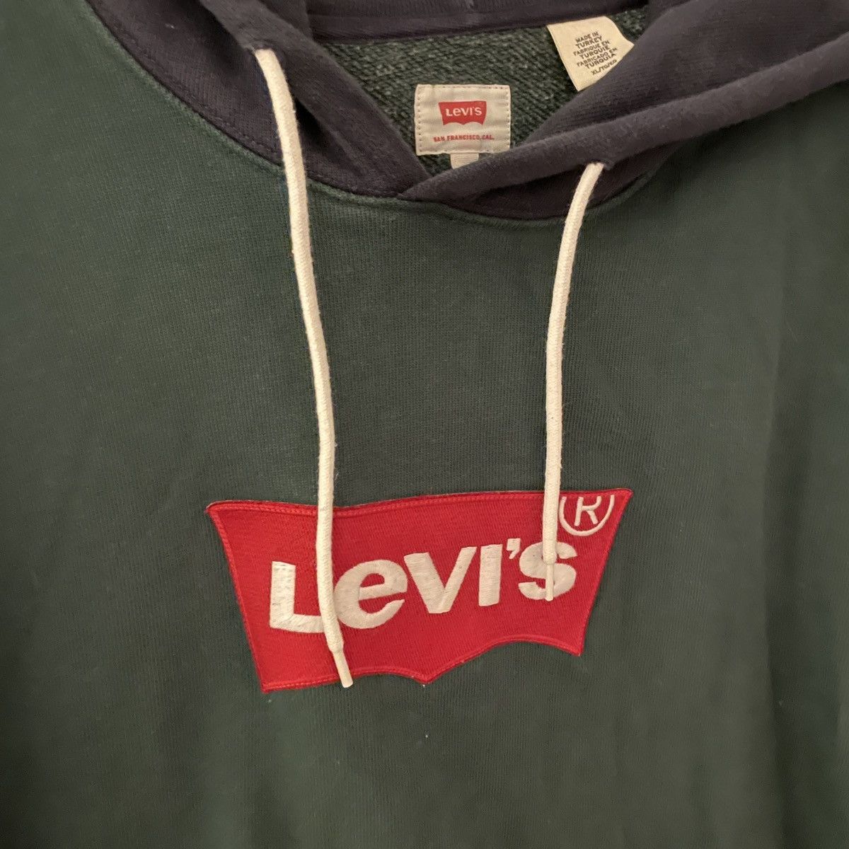 Levi's Levi’s Forest Green Navy Blue Colorblocked Hoodie Size XL Size US XL / EU 56 / 4 - 3 Thumbnail