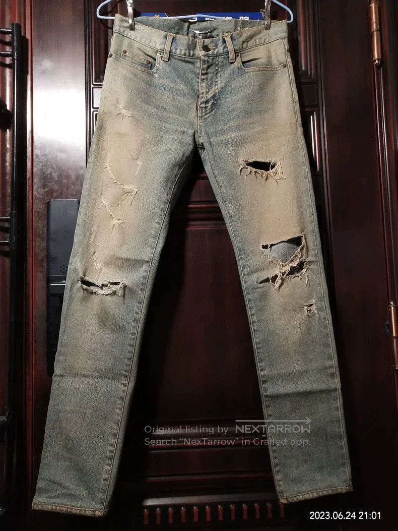 Saint Laurent Paris SLP 16 Distressed Blue Jeans Size 29. Size US 29 - 1 Thumbnail