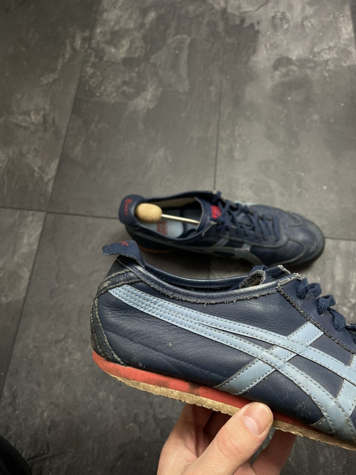 Asics × Japanese Brand × Streetwear Asics Tiger Onitsuka Leather Vintage Sneakers 90s Size US 12 / EU 45 - 2 Thumbnail