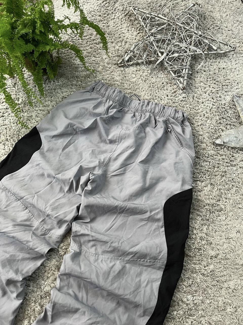 Nike × Vintage Vintage Nike 90s Pants Rare Y2K Big Logo Swoosh Outdoor Size US 30 / EU 46 - 4 Thumbnail
