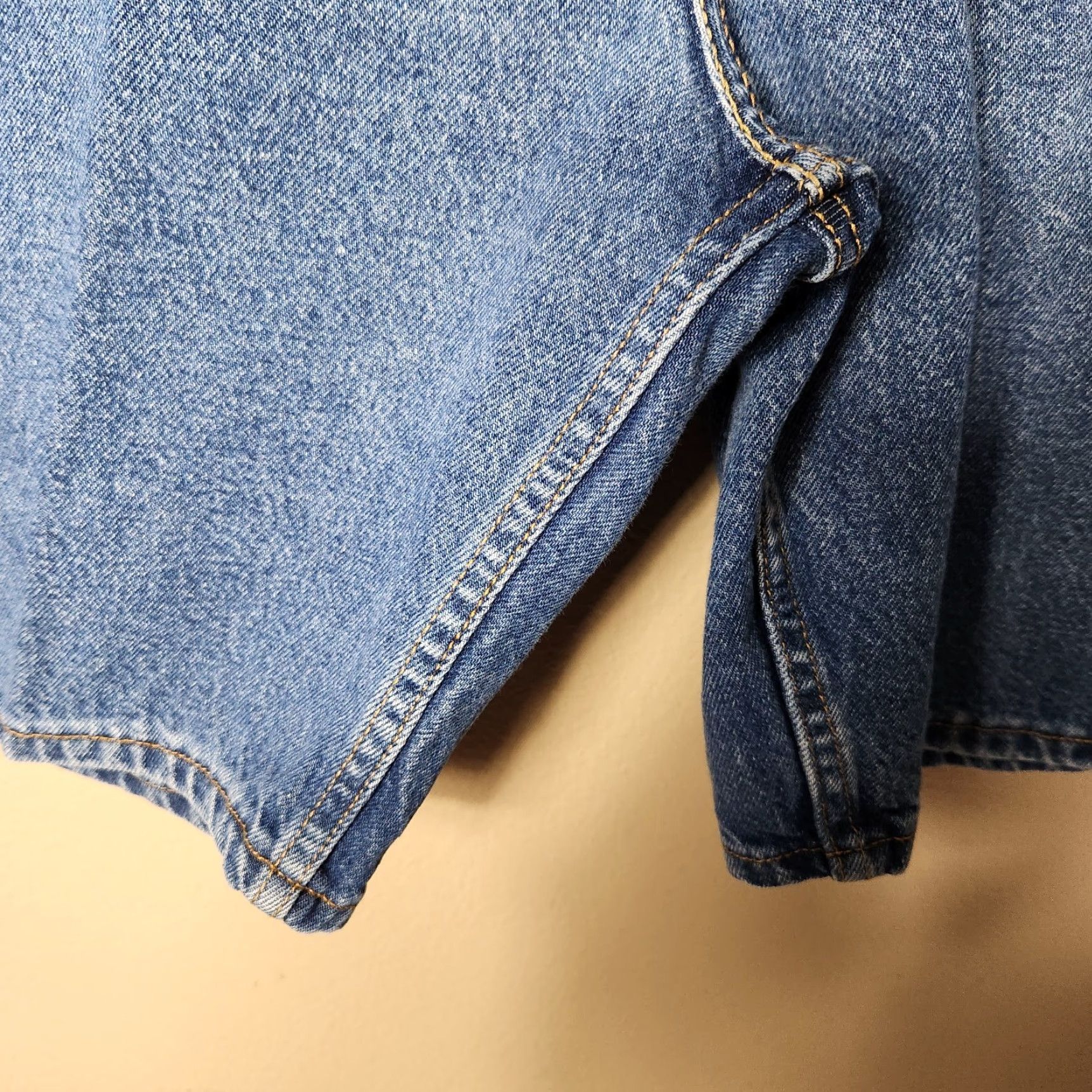 Levi's VINTAGE Levi's 550 Mens Bermuda Jean Shorts-Size 40 Blue 100% Cotton Relaxed Fit Y2K Classic Casual Size US 40 / EU 56 - 3 Thumbnail