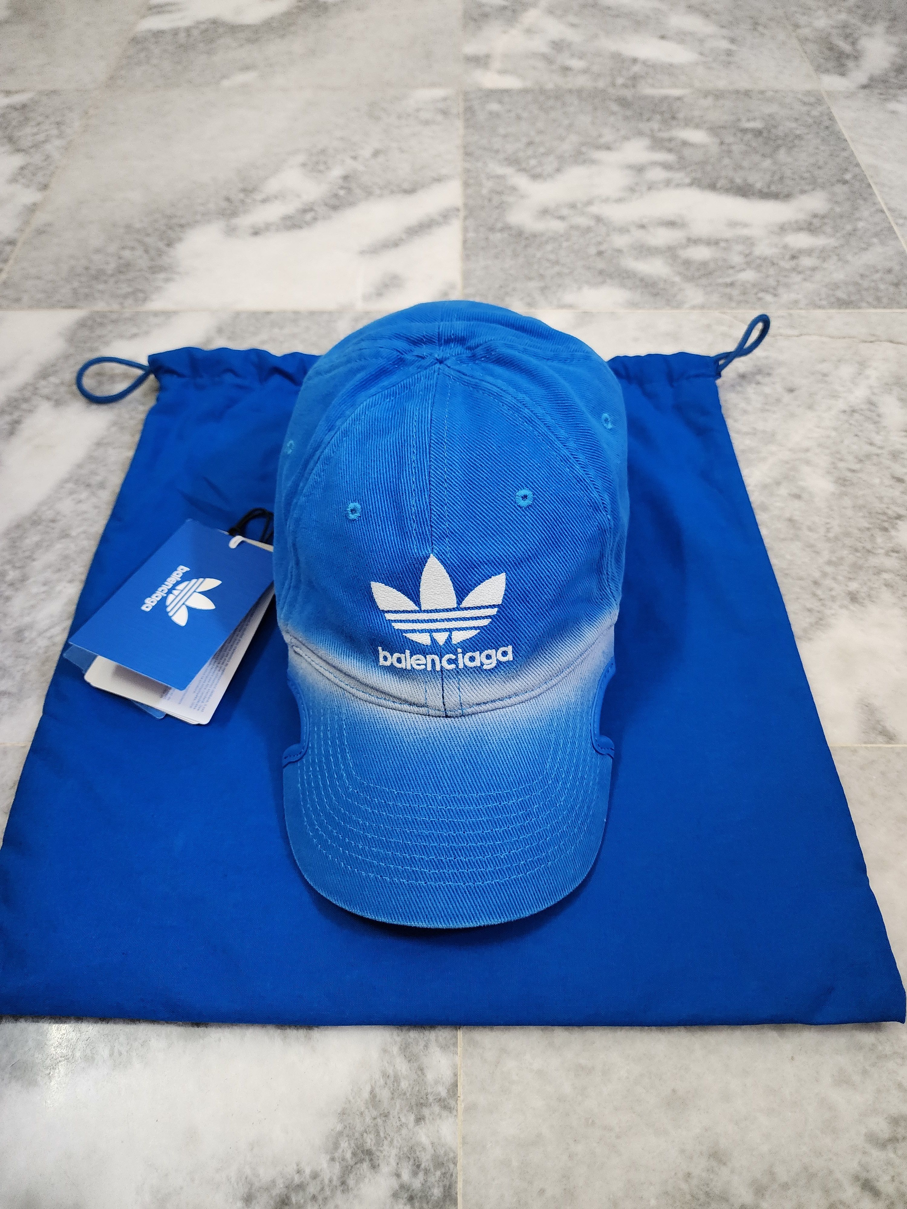 バレンシアガ アディダス 帽子 キャップ L59 【公式通販】
