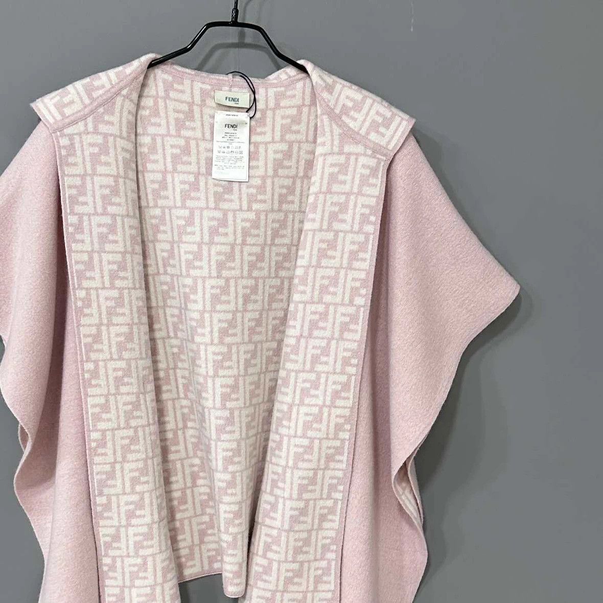 Fendi FENDI Pink All Over Print Poncho Size ONE SIZE - 5 Thumbnail
