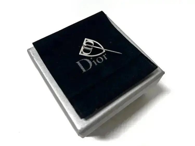 Dior Dior Homme 02AW Reflection Ag925 Shield Pin Size ONE SIZE - 1 Thumbnail