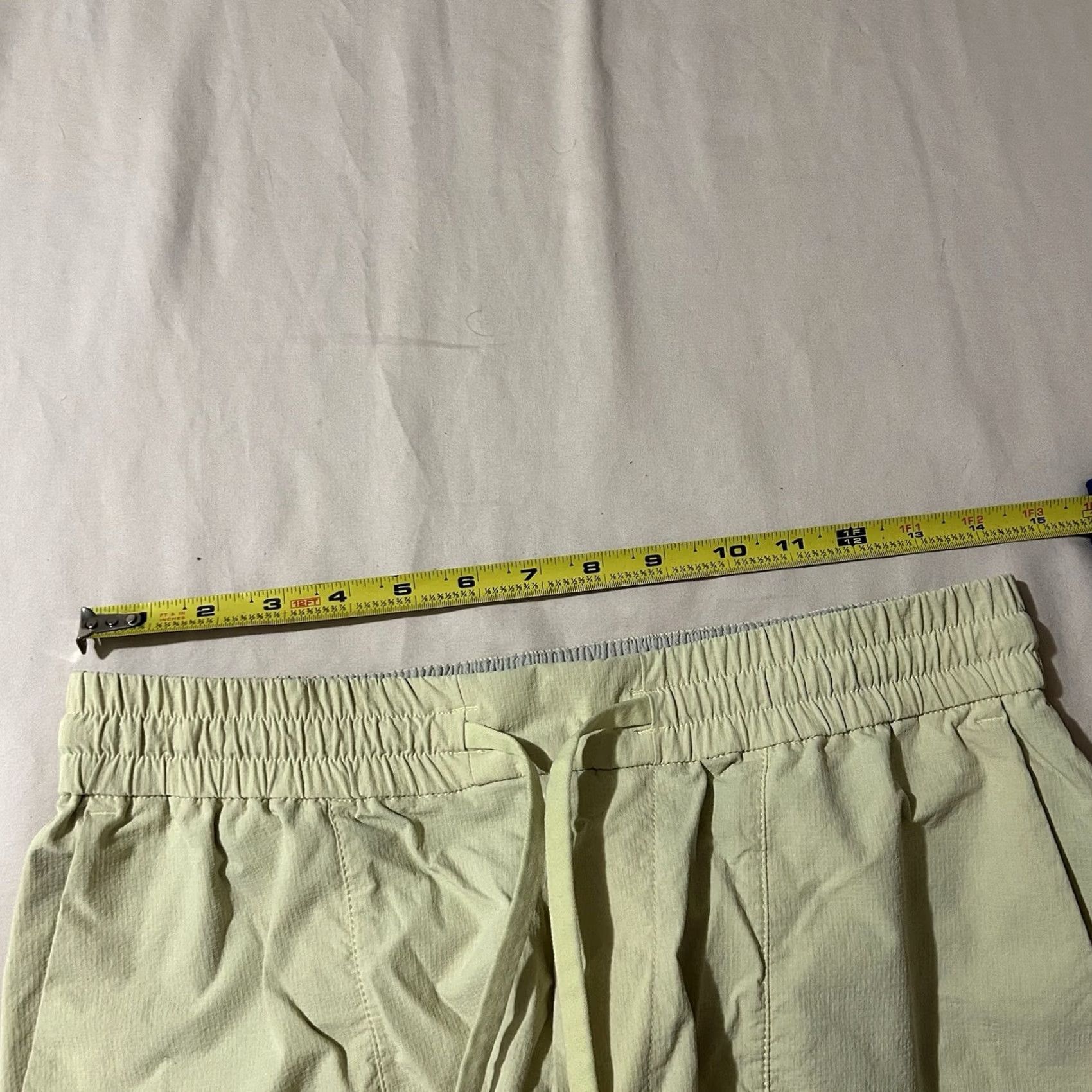 Lululemon Lululemon Bowline Shorts Women Pale Yellow M Regular Athletic Activewear Bowline Shorts Mens? Size 32" / US 10 / IT 46 - 5 Thumbnail