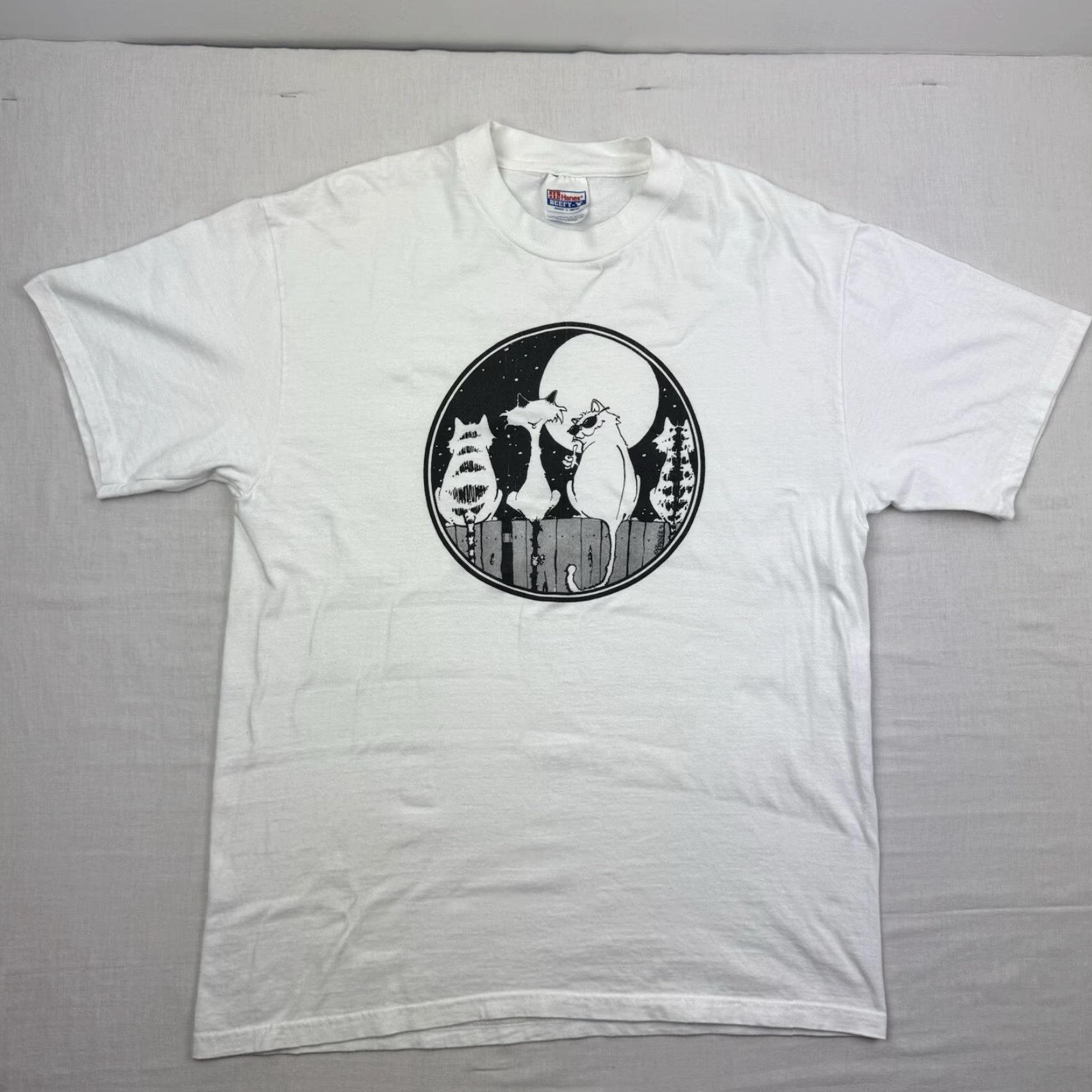 Hanes Vintage Yes Hanes T-Shirt Adult Large White Cartoon Animals 90s Funny Crew Neck Short Sleeve Regular Solid Men Size L Size US L / EU 52-54 / 3 - 5 Thumbnail