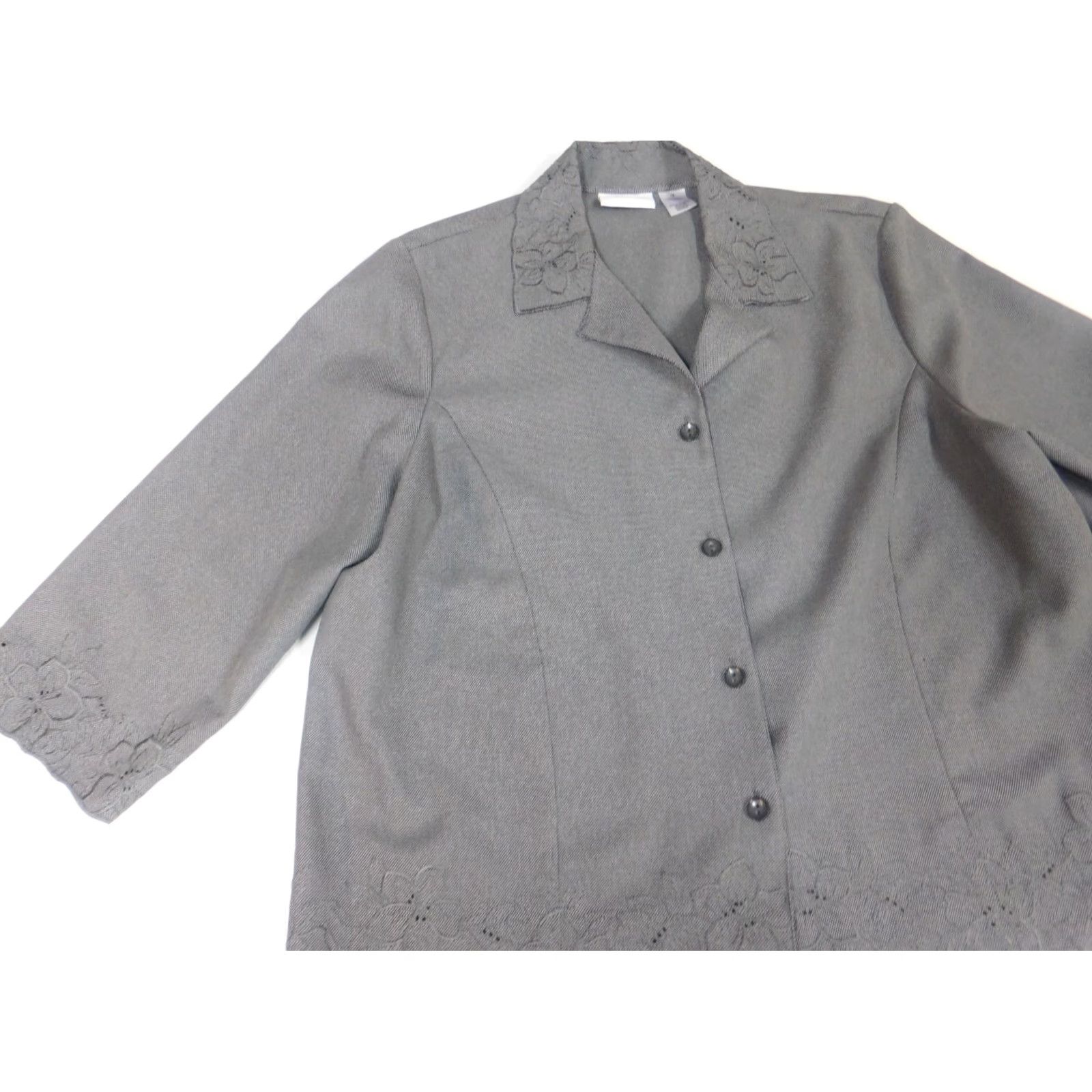 Vintage Alfred Dunner Blazer Womens Jacket 18 Gray Flower Lightweight Short Sleeve Button Mid-Length Regular Polyester Microfiber Fall Winter Size XXL / US 16-18 / IT 52-54 - 3 Thumbnail