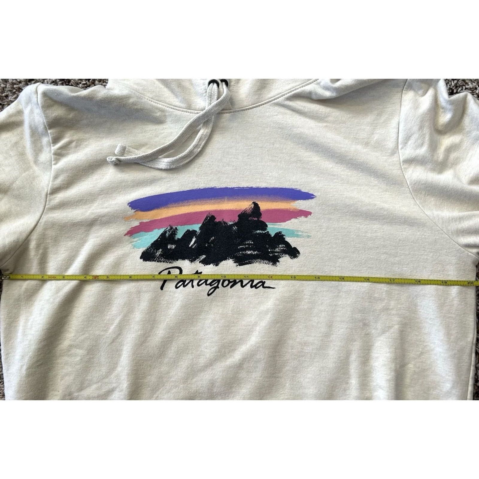 Patagonia Patagonia Hoodie Womens L White Cream Free Hand Fitz Roy Ahnya Graphic Pullover Activewear Outdoors Size L / US 10 / IT 46 - 6 Thumbnail