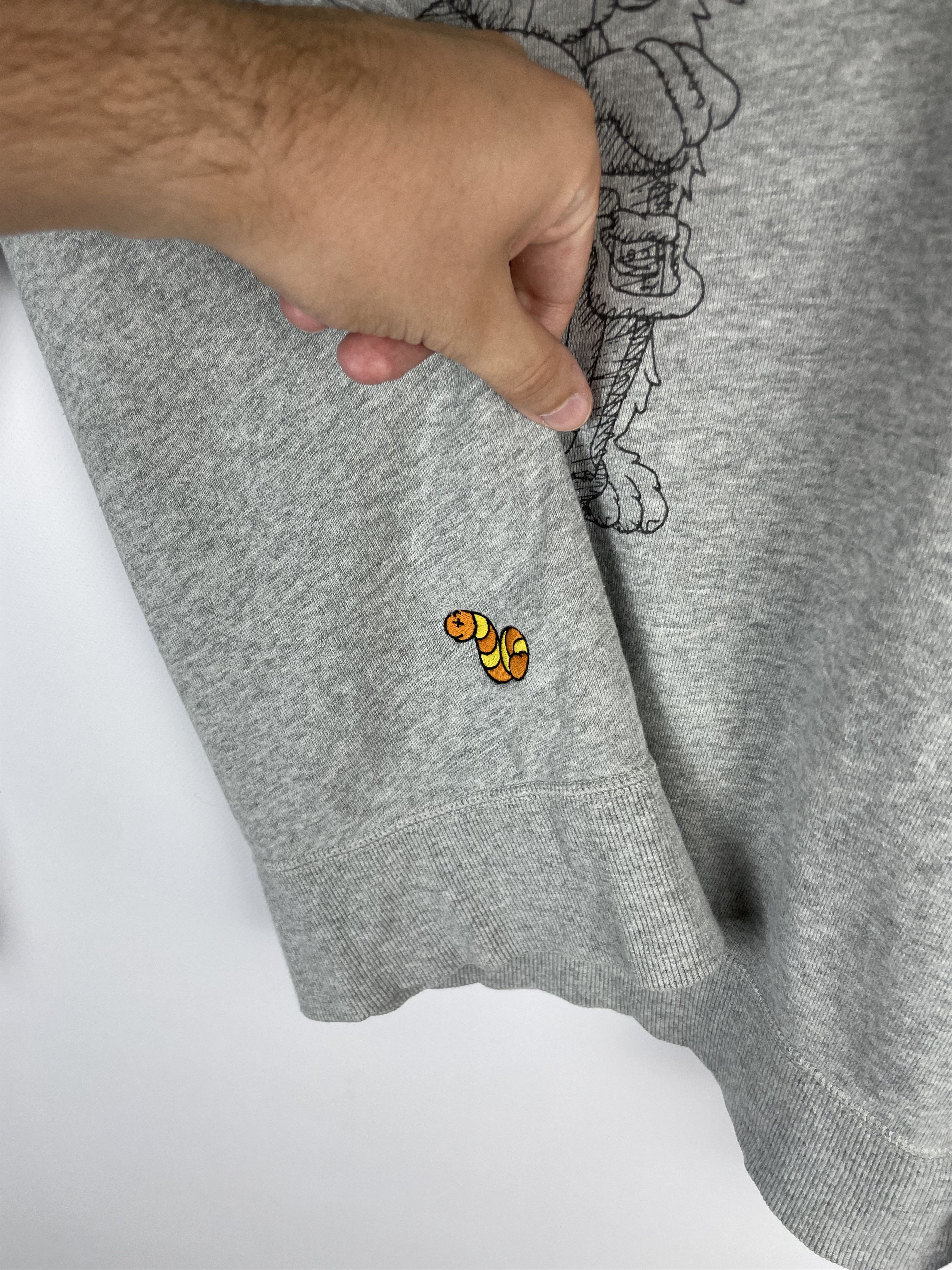 Kaws × Uniqlo Kaws X Uniqlo X Sesame Street Grey Crewneck Sweatshirt Size US M / EU 48-50 / 2 - 7 Thumbnail