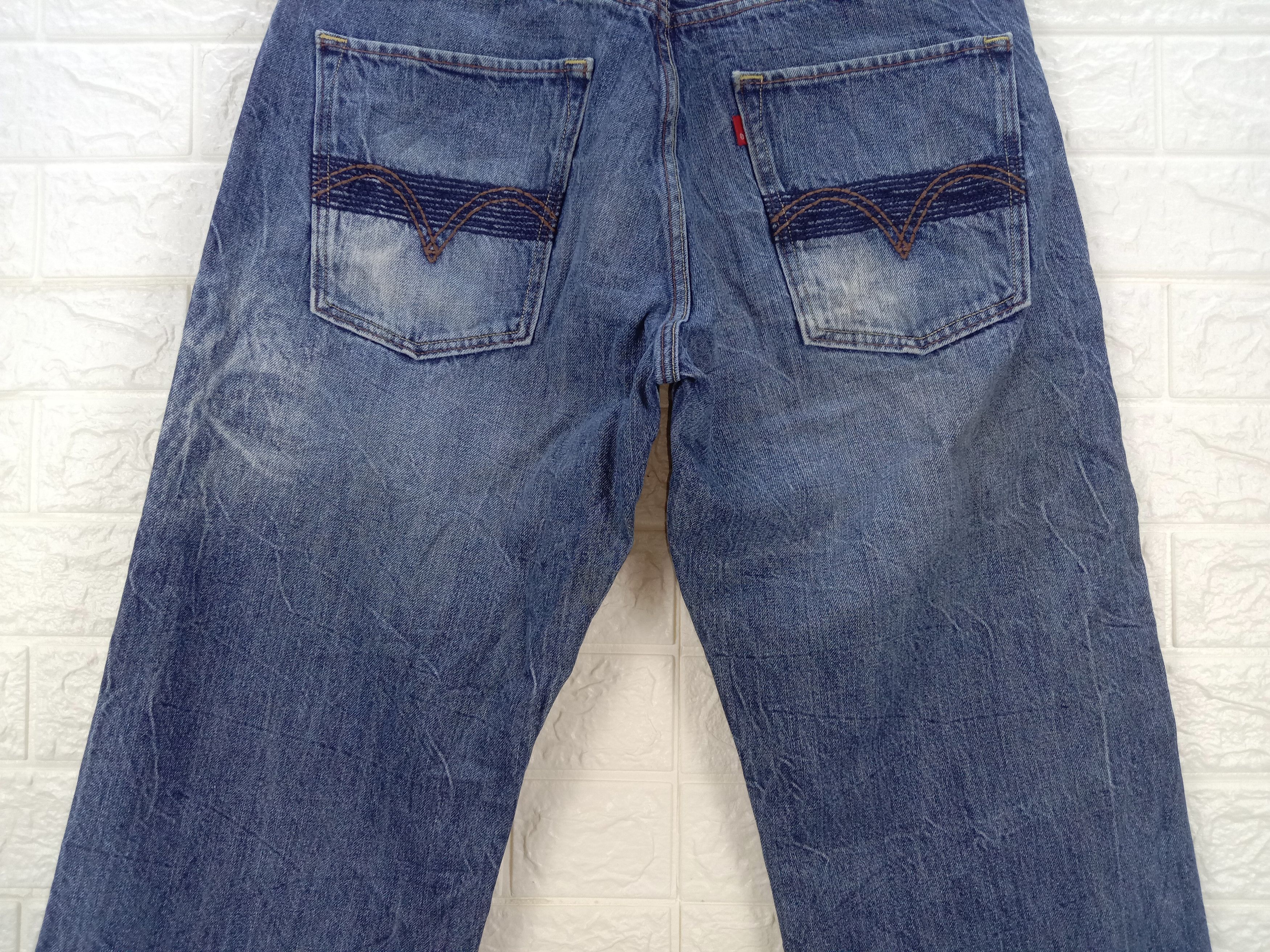 Levi's Vintage Levi's 569 Jeans Blue Wash Distressed Denim Size US 32 / EU 48 - 7 Thumbnail