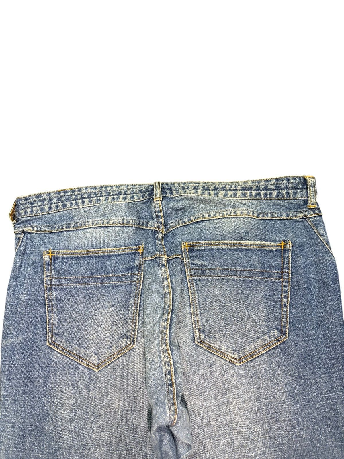 Number (N)ine Vintage Number Nine Faded Wash Distressed Jeans Size US 33 - 4 Thumbnail