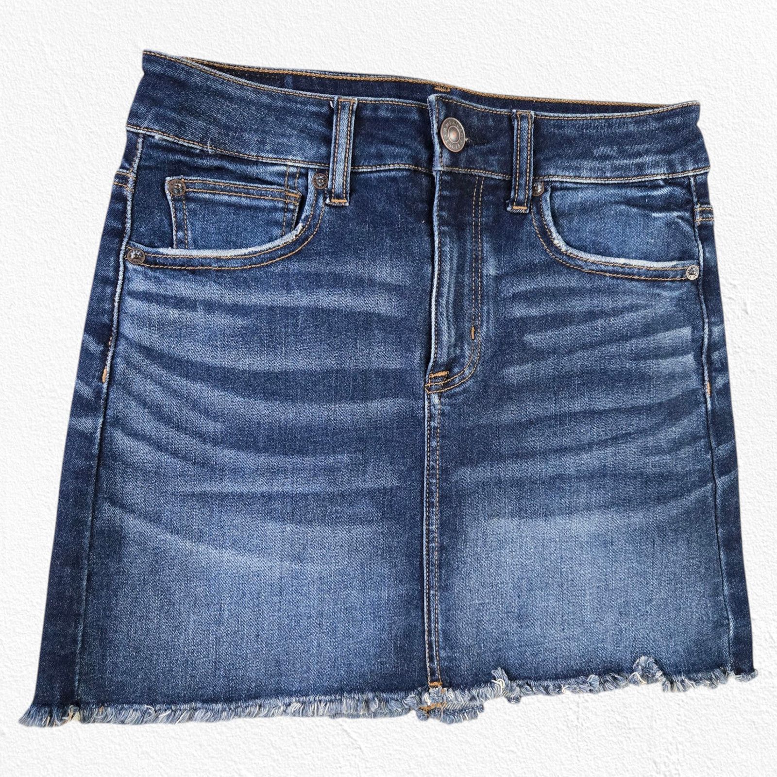 American Eagle Outfitters American Eagle Medium High Rise Mini Denim Skirt Size 4 Size 27" / US 4 / IT 40 - 1 Thumbnail