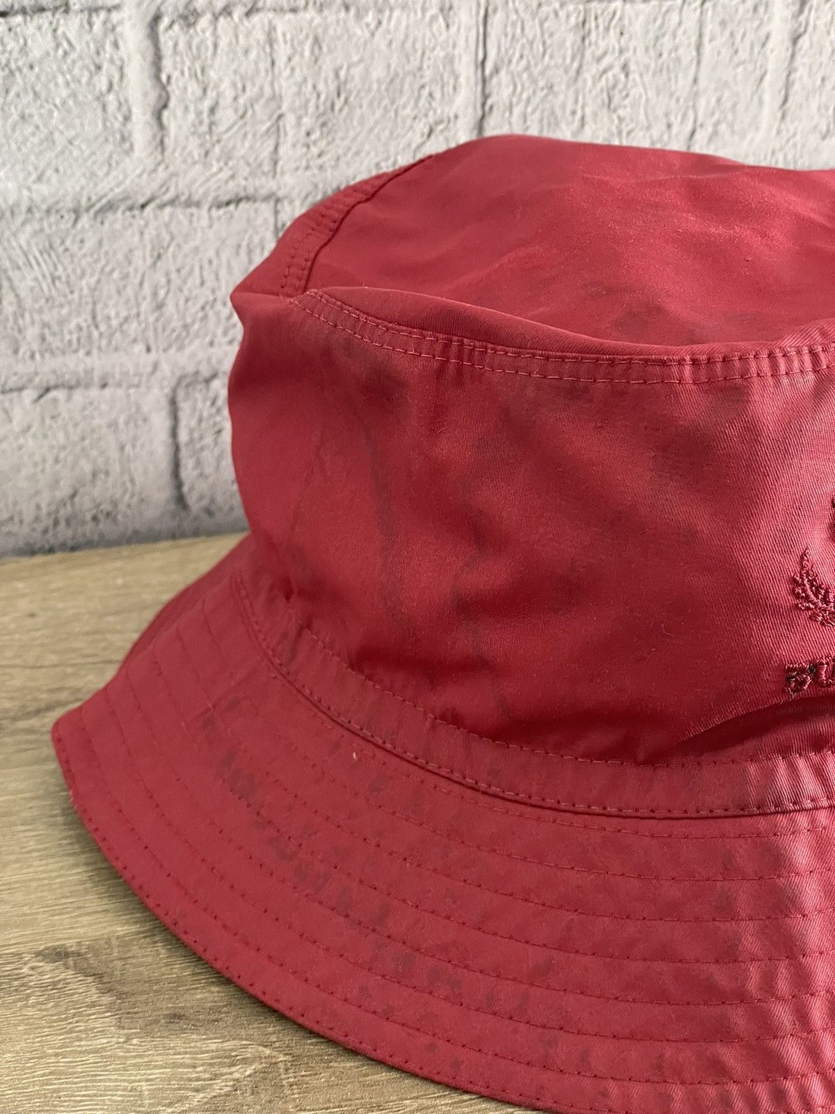 Burberry Vintage 90’s Burberry Waxed Bucket Hat Size ONE SIZE - 4 Thumbnail