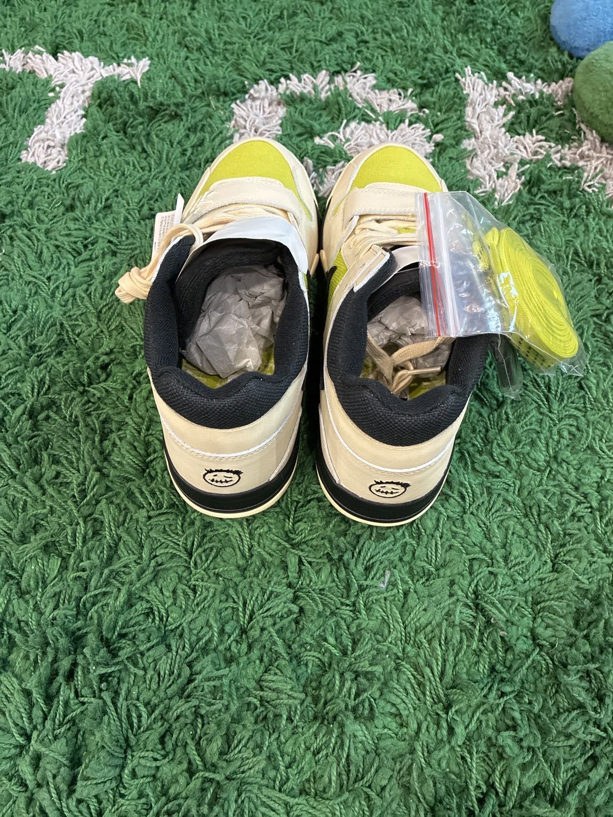 Jordan Brand Travis Scott Jumpman Jack Size US 12 / EU 45 - 4 Thumbnail