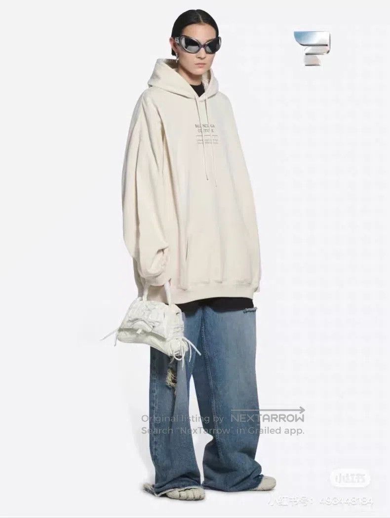 Balenciaga Balenciaga Logo Printed Hooded Sweatshirt with Long Sleeve Size US S / EU 44-46 / 1 - 9 Thumbnail
