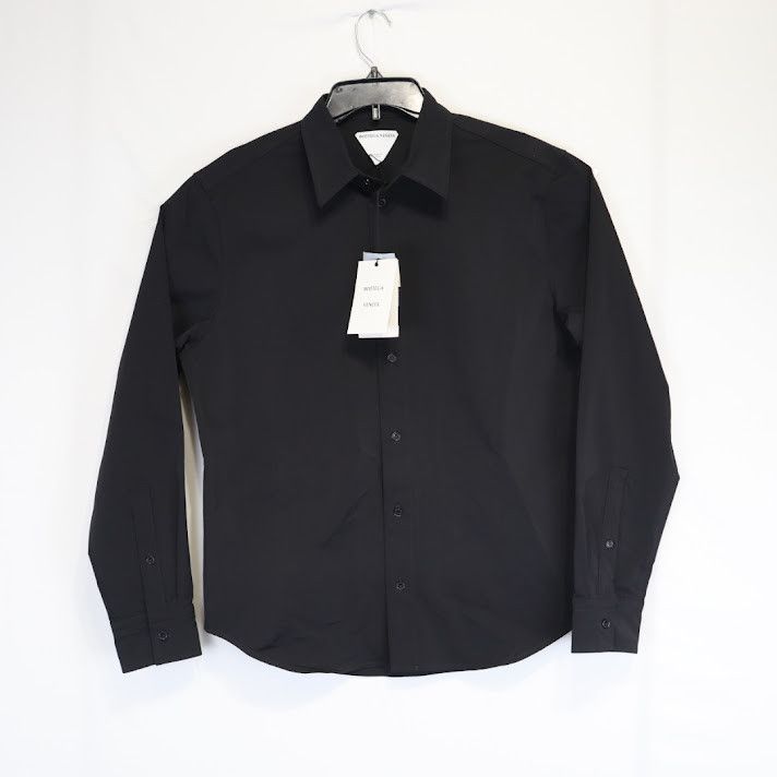 image of Bottega Veneta O1Rshd1 Q:2 / Washed Stretch Nylon Shirt In Black, Men's (Size Medium)