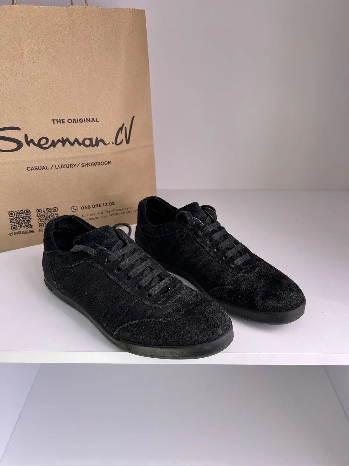 Designer × Fendi × Vintage Vintage Fendi Luxury Sneakers Size US 8 / EU 41 - 3 Thumbnail