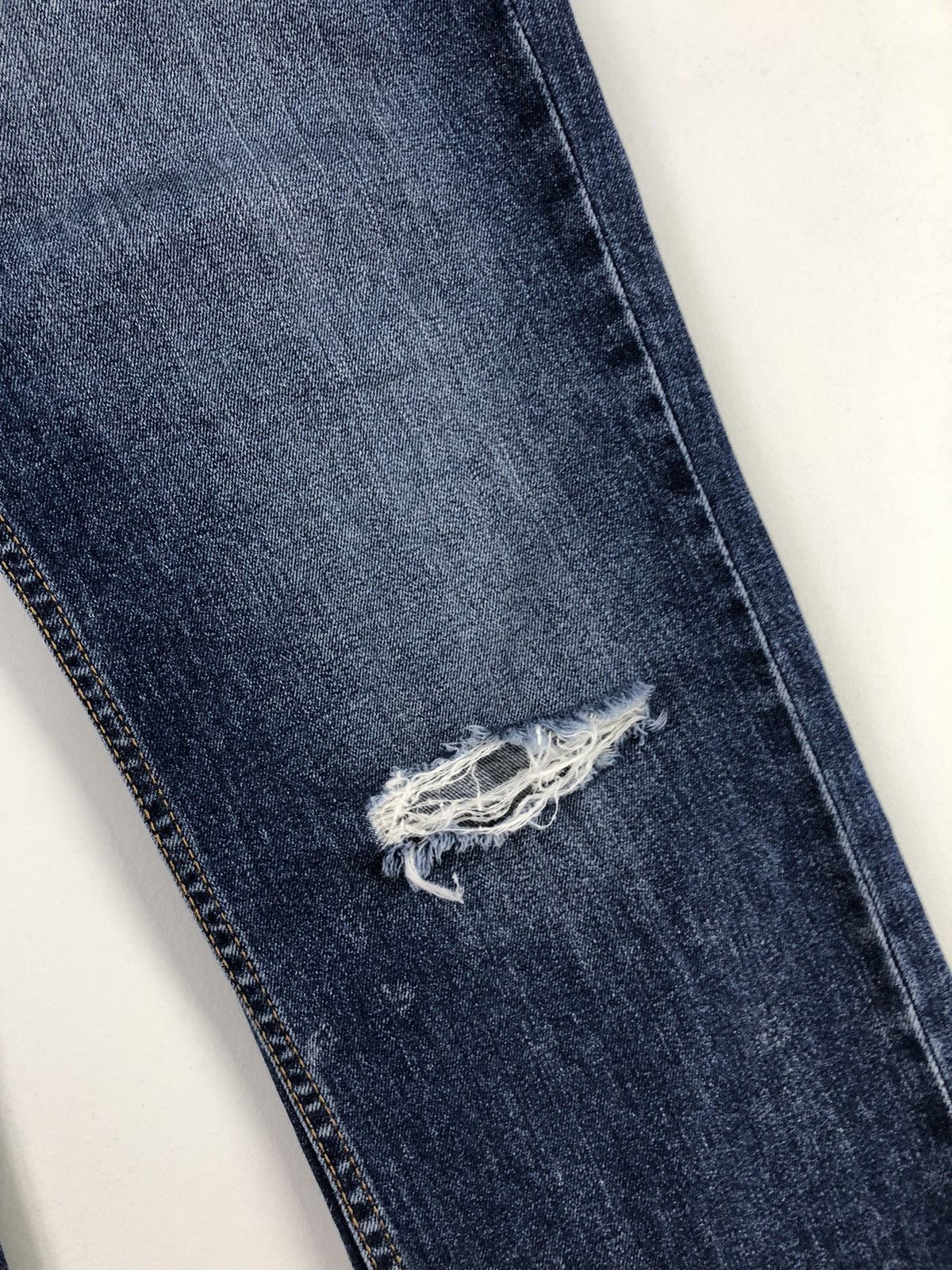 Levi's Vintage Levis 511 Patchwork Distressed Faded Blue Jeans Size US 34 / EU 50 - 11 Thumbnail