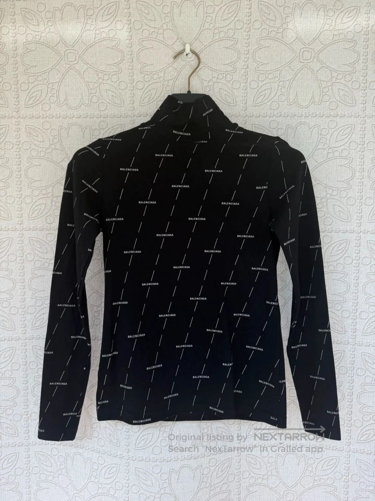 Balenciaga balenciaga long sleeve black top size small. Size US S / EU 44-46 / 1 - 1 Thumbnail