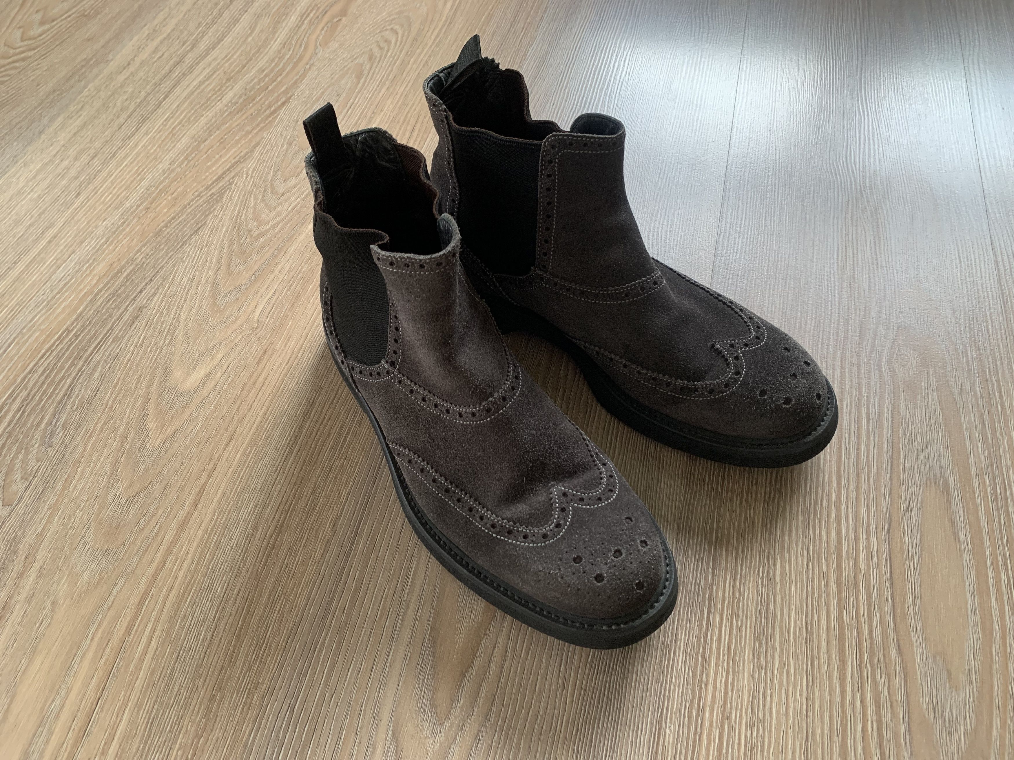 Giorgio Armani Giorgio Armani Grey Leather Suede Boots Chelsea Size US 10.5 / EU 43-44 - 12 Thumbnail