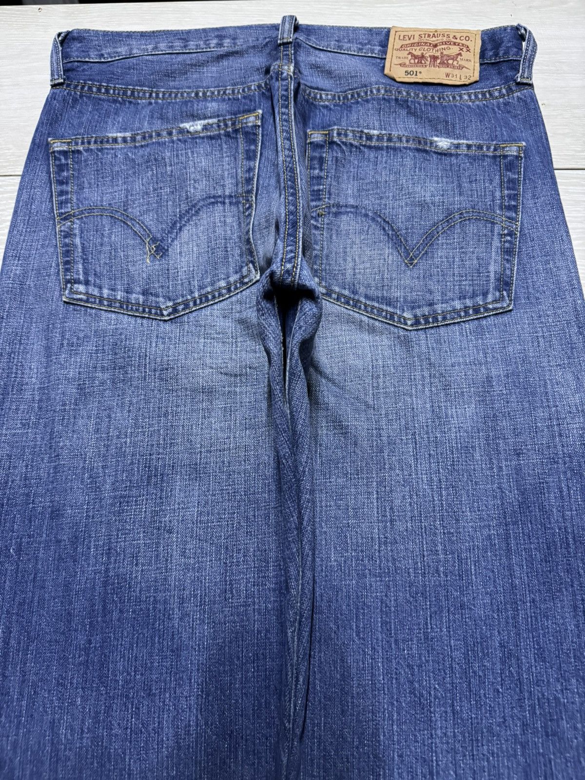 Levi's Vintage Levis 501 Faded Wash Distressed Loose Jeans Size US 31 - 4 Thumbnail