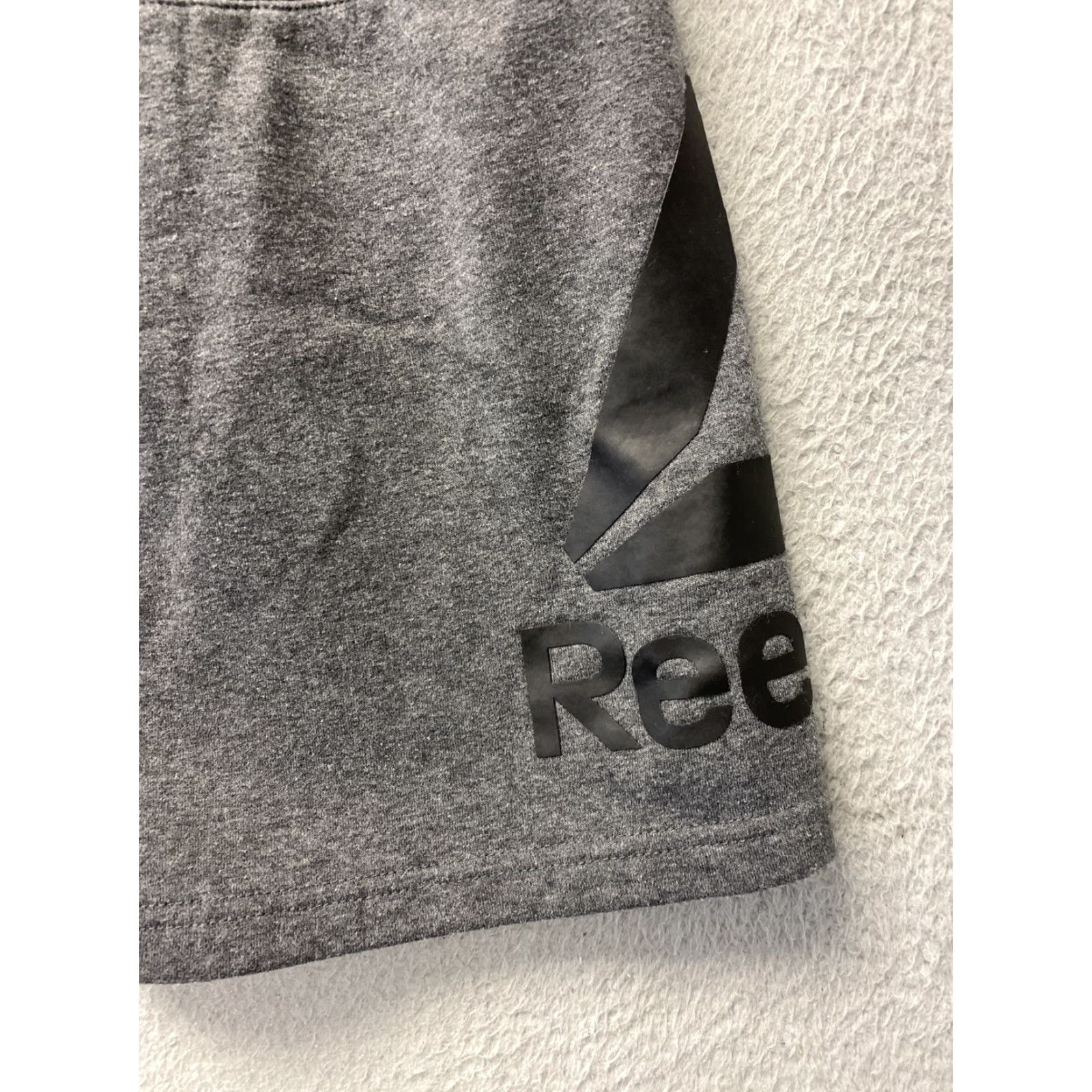 Reebok Reebok Ft Short Mens Workout Drawstring Pockets Zip Size Medium Gray 63-43 Size US 31 - 2 Thumbnail