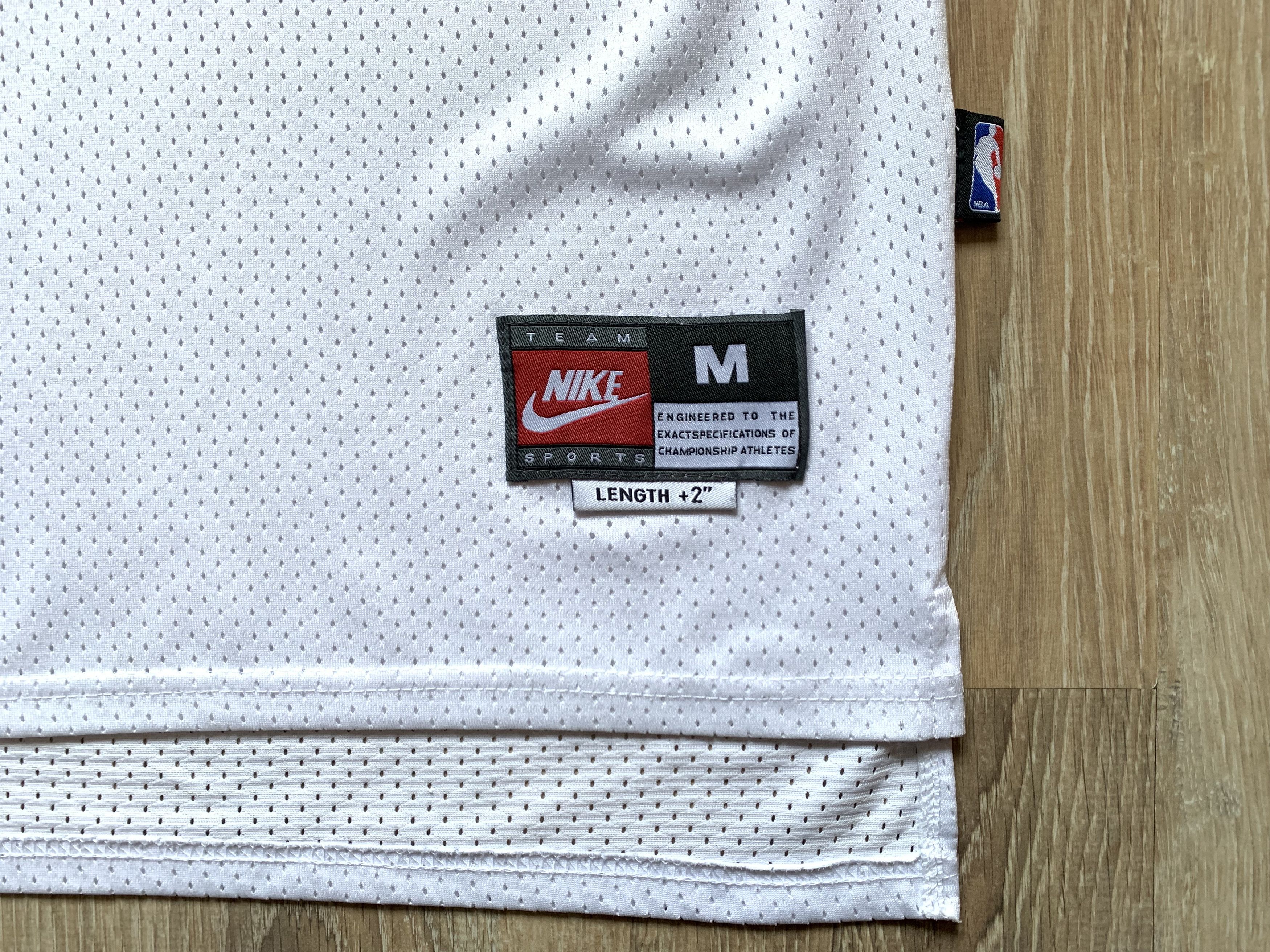 NBA × Vintage Authentic Michael Jordan Nike Chicago Bulls Jersey #23 Size US M / EU 48-50 / 2 - 9 Thumbnail