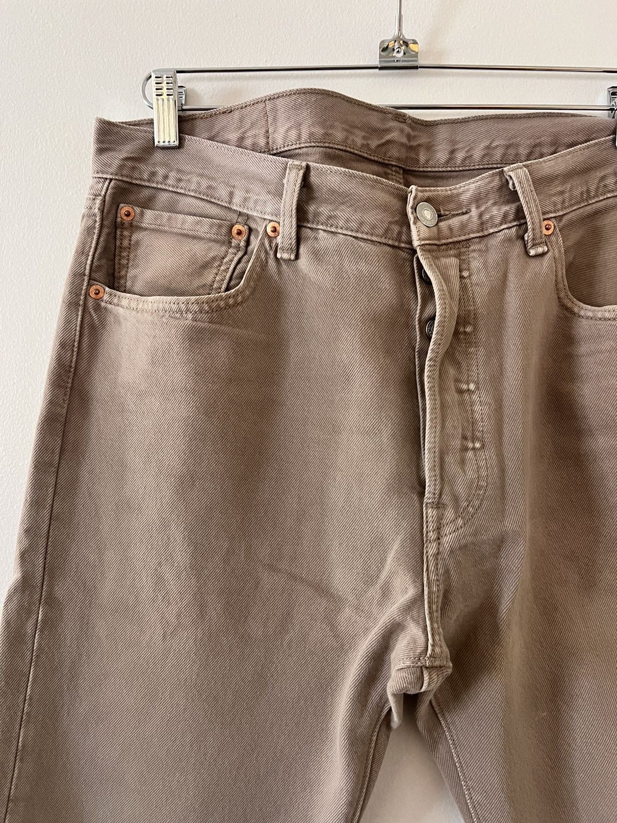 Levi’s 501 Washed Sand