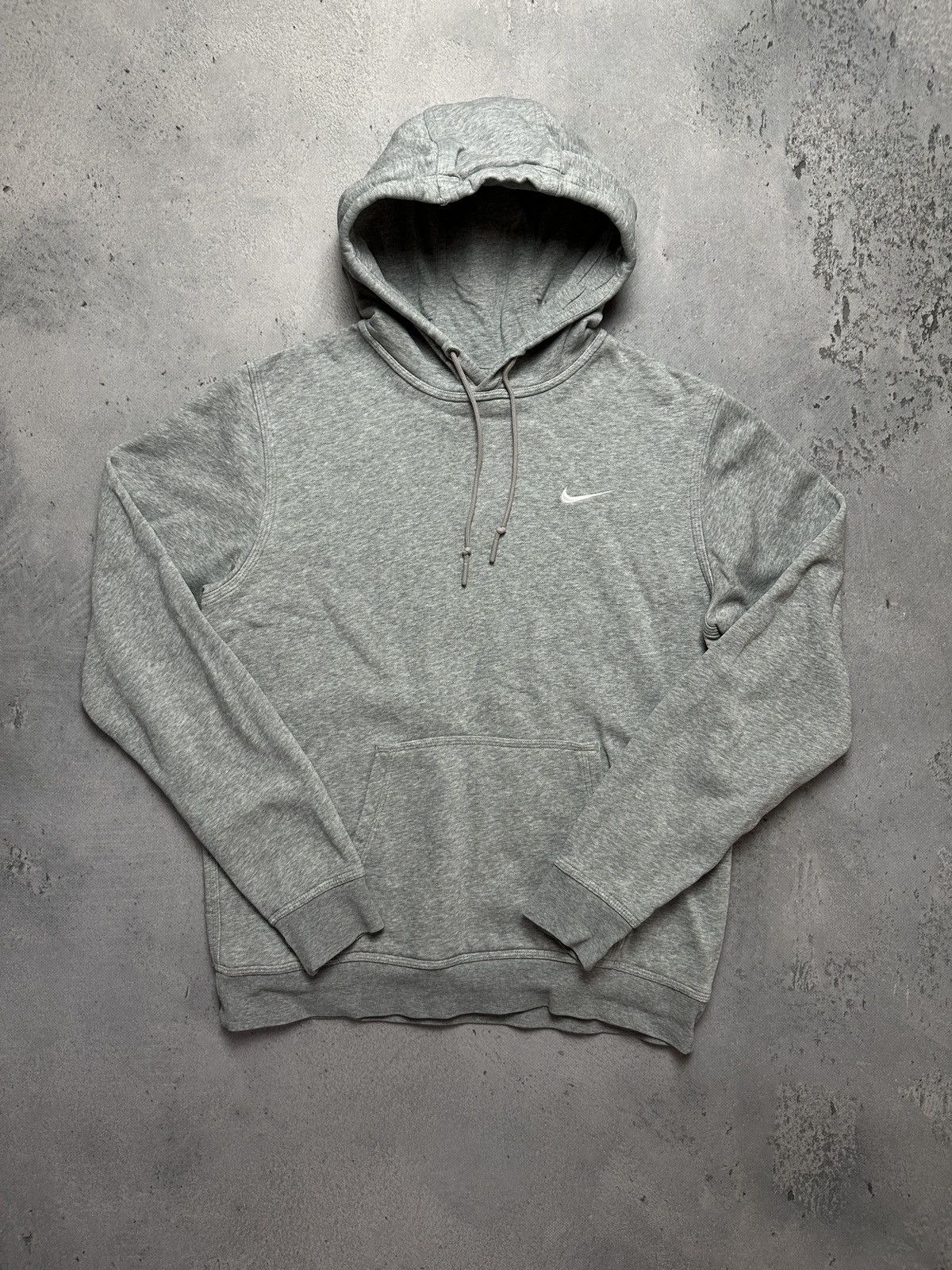 Nike Vintage Hoodie Nike small Logo Swoosh y2k USA 00s Hype Boxy Size US L / EU 52-54 / 3 - 1 Thumbnail