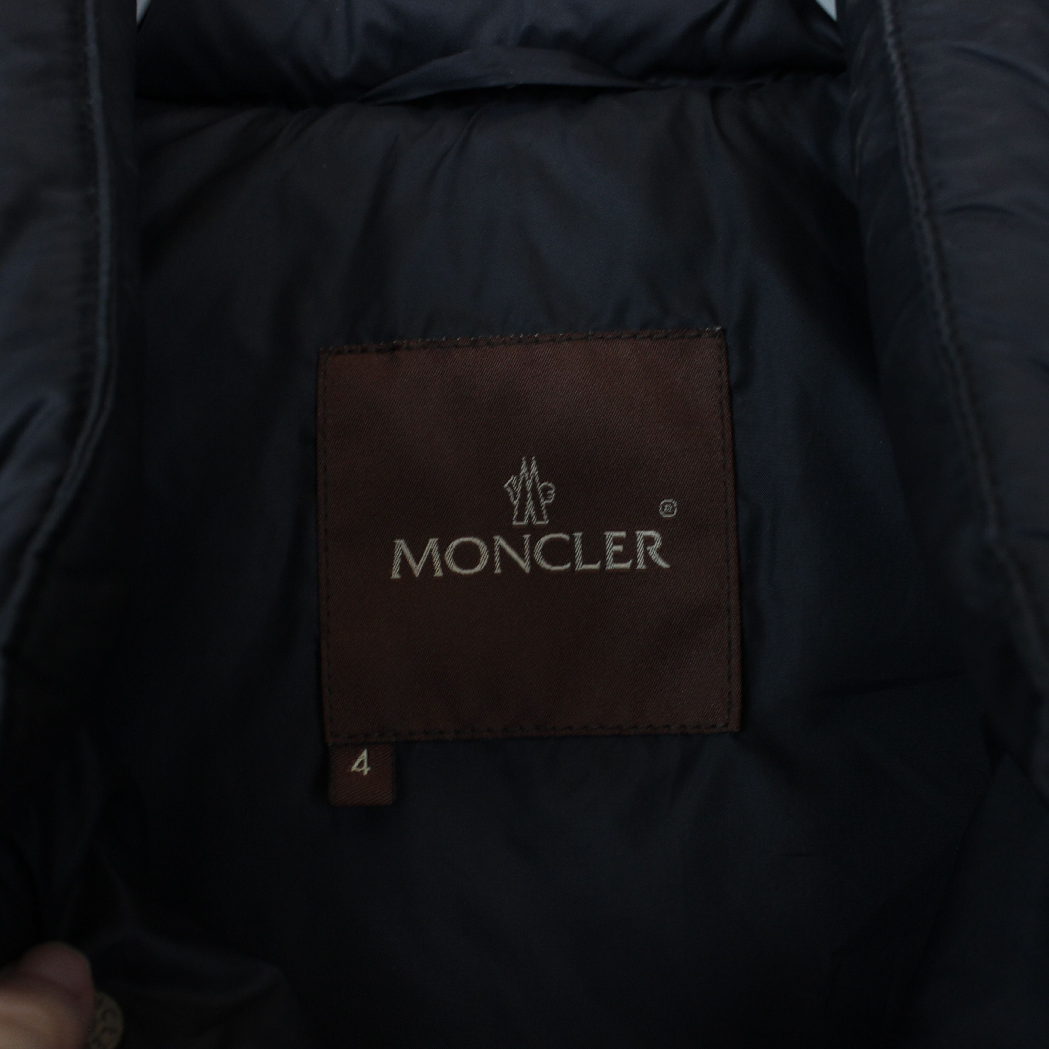Moncler Moncler down vest gilet black M L Size US L / EU 52-54 / 3 - 9 Thumbnail