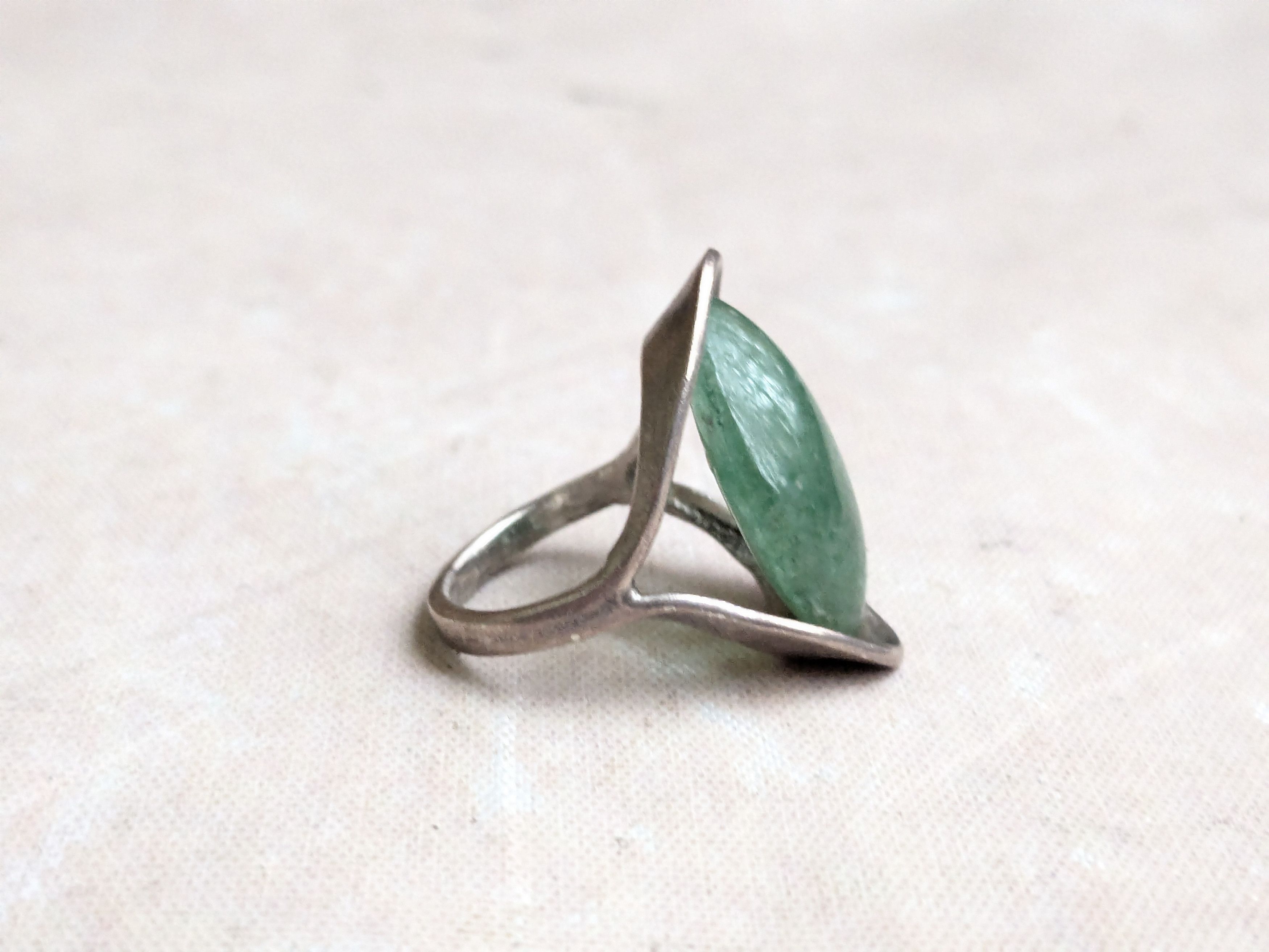 Sterling Silver Vintage Sterling Silver Ring Green Aventurine 5.75 Taxco Size ONE SIZE - 5 Thumbnail