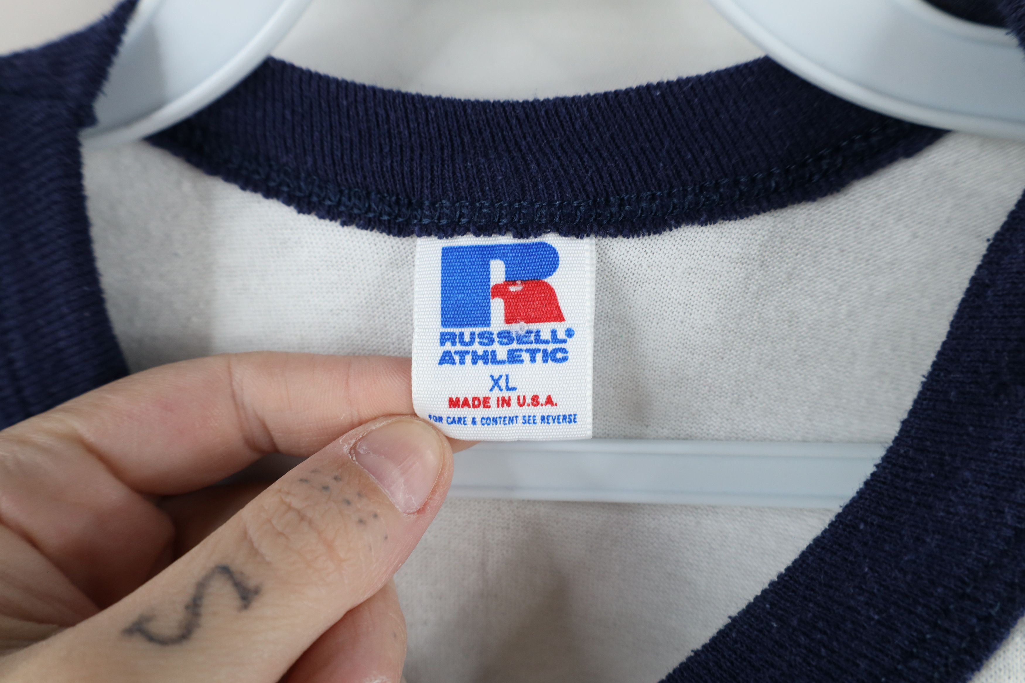 Russell Athletic × Vintage Vintage 90s Russell Athletic Baseball Raglan T-Shirt USA Size US XL / EU 56 / 4 - 4 Thumbnail