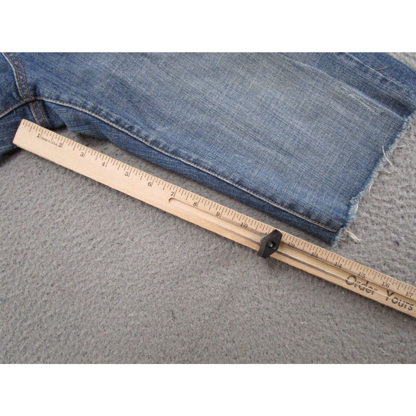 Vintage Maurices Bermuda Blue Denim Shorts Stretch 12 Regular 5-Pocket Cap/Flat Front Womens Casual Summer Spring Size 34" / US 12 / IT 48 - 6 Thumbnail