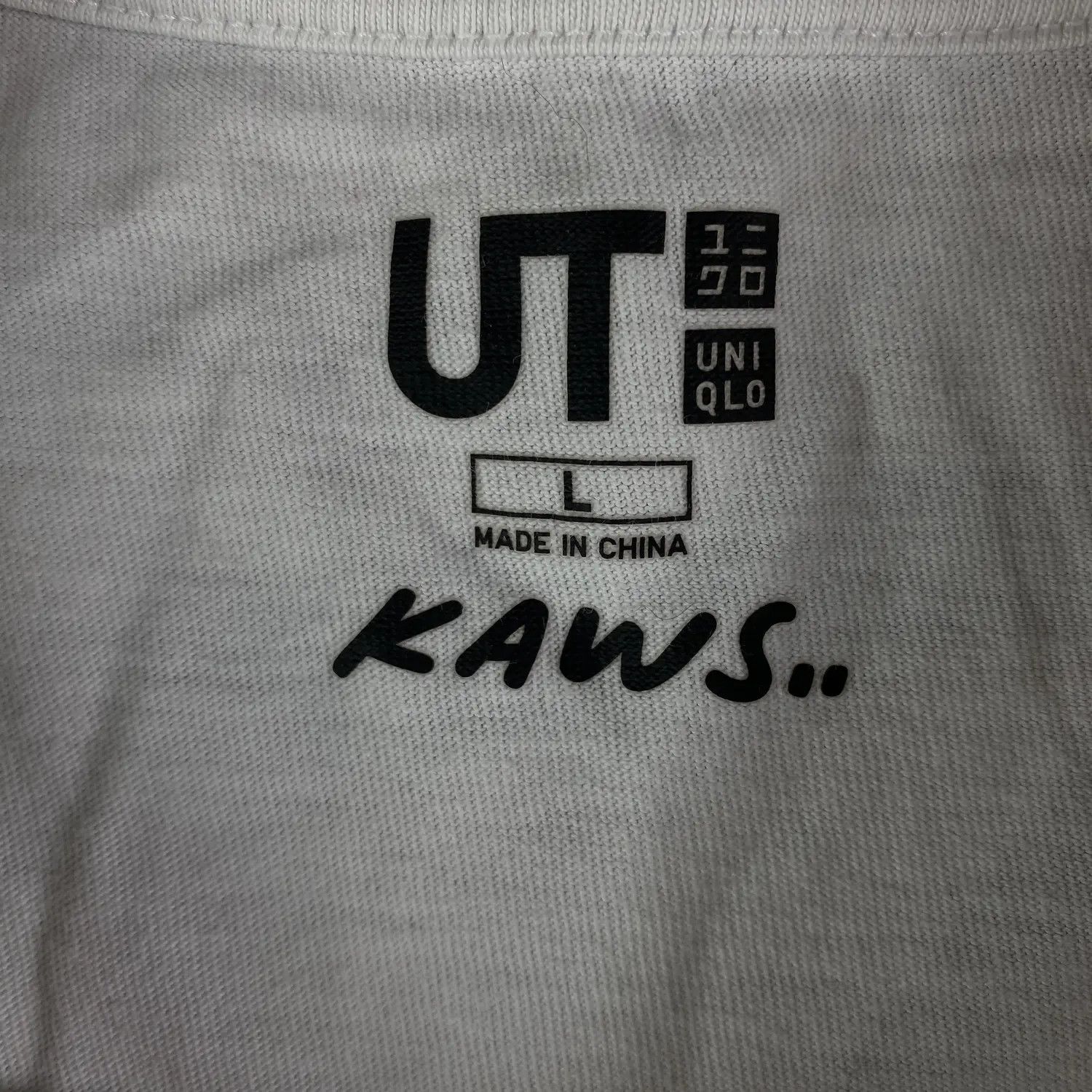 Kaws Mens T-Shirt Uniqlo x Kaws Big Print Size L Size US L / EU 52-54 / 3 - 5 Thumbnail