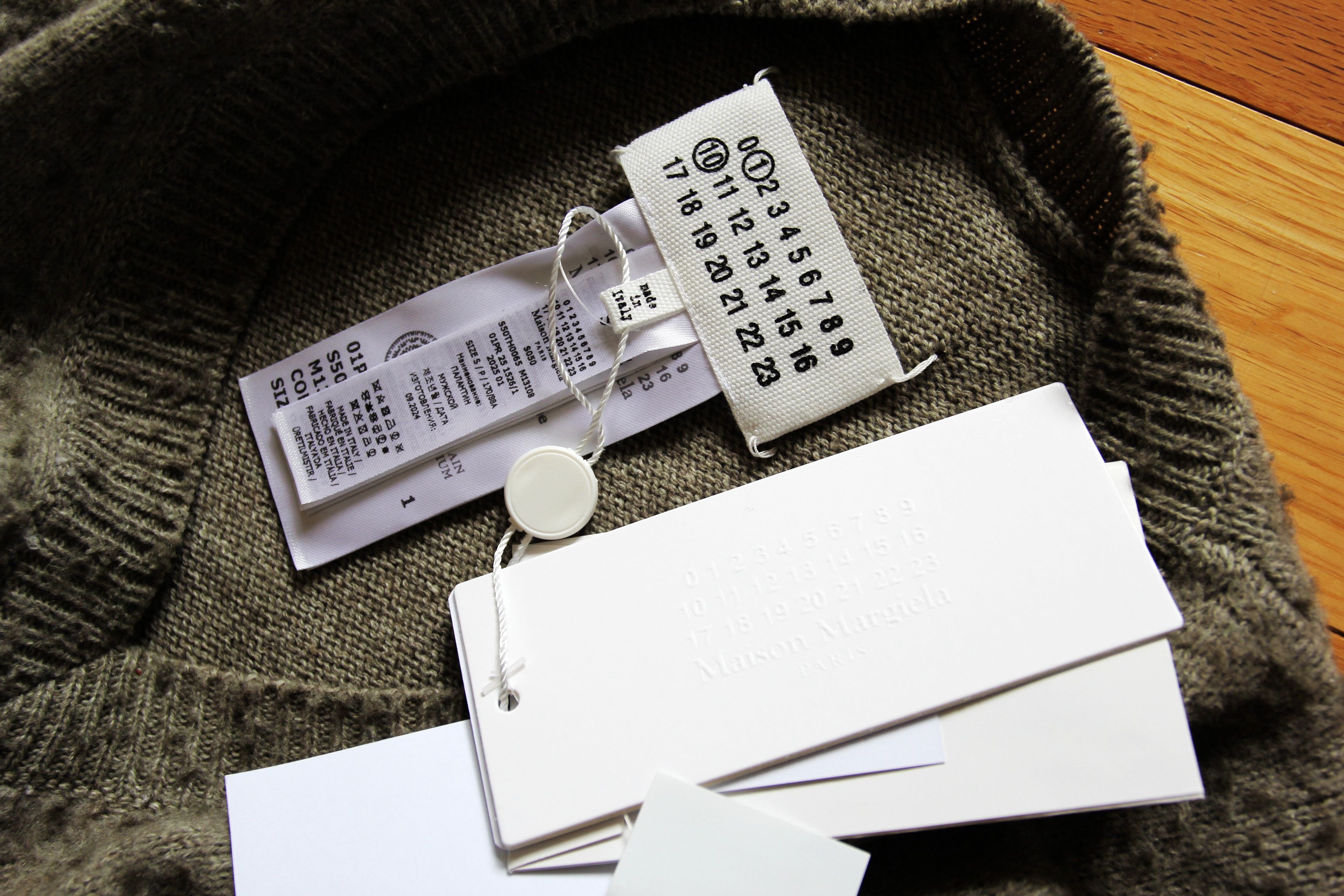 Maison Margiela BNWT SS25 MAISON MARGIELA KNIT STOLE VEST S Size US S / EU 44-46 / 1 - 9 Thumbnail