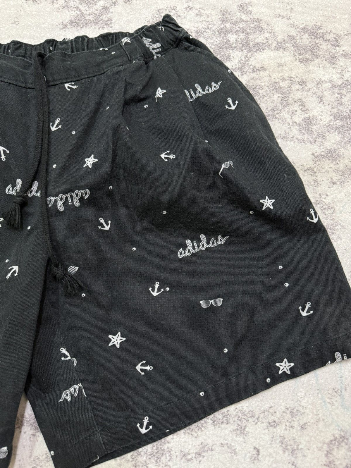 Adidas Adidas Neo Label Fullprint Short Pants Size 24" / US 00 / IT 34 - 5 Thumbnail