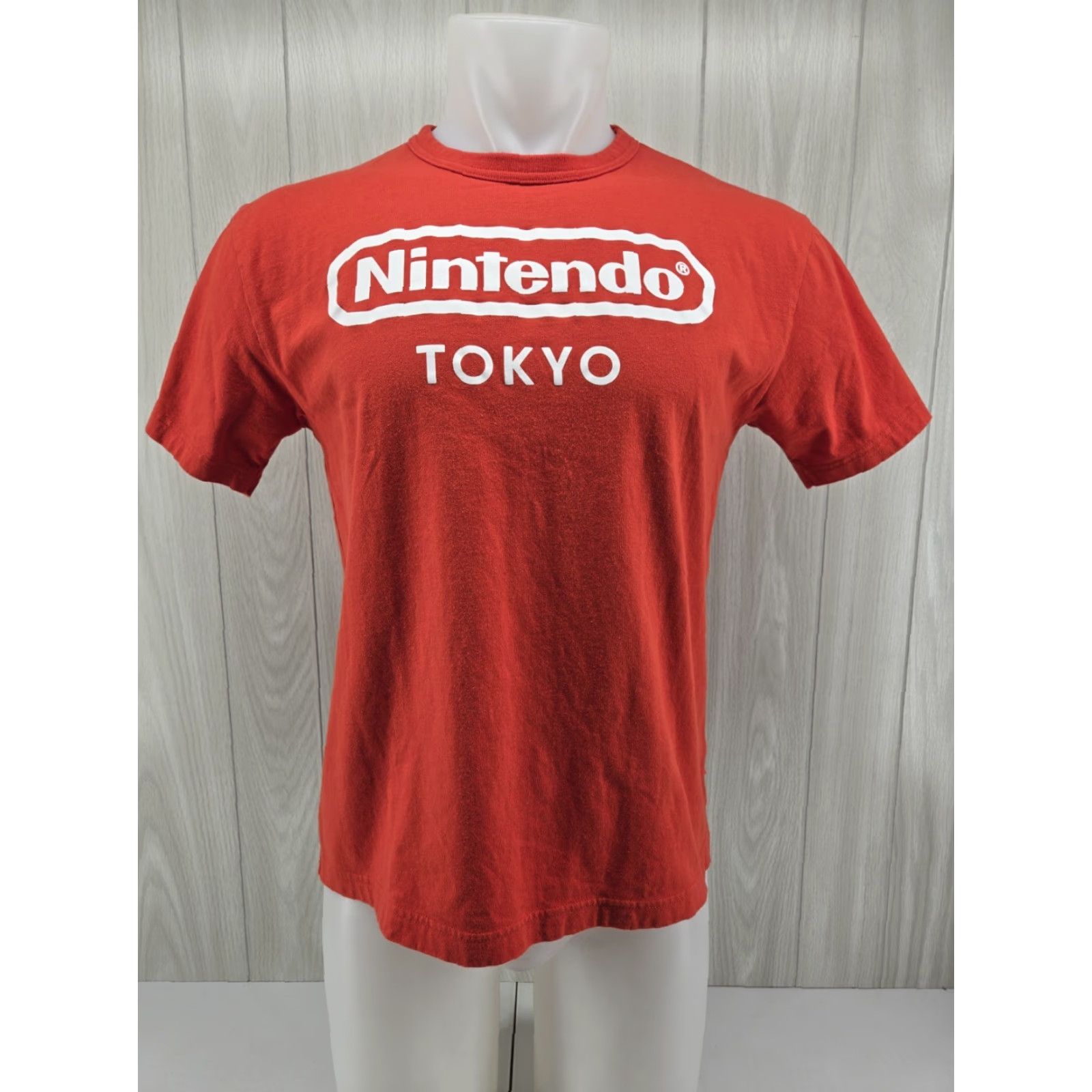 Nintendo Nintendo Tokyo Men’s Shirt M Red Cotton T Shirt Japan Vintage No Size US M / EU 48-50 / 2 - 2 Thumbnail