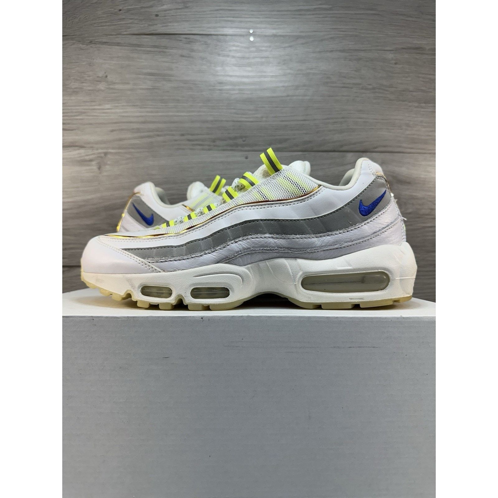 Nike Nike Air Max 95 De Lo Mio - Size 8.5 Size US 8.5 / EU 41-42 - 1 Thumbnail