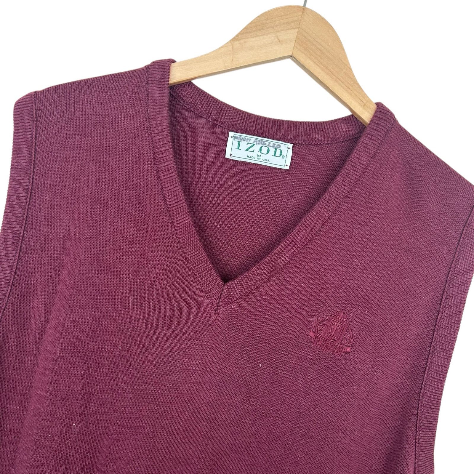 Izod Vintage Izod Maroon Sweater Vest Sz M Size M / US 6-8 / IT 42-44 - 2 Thumbnail